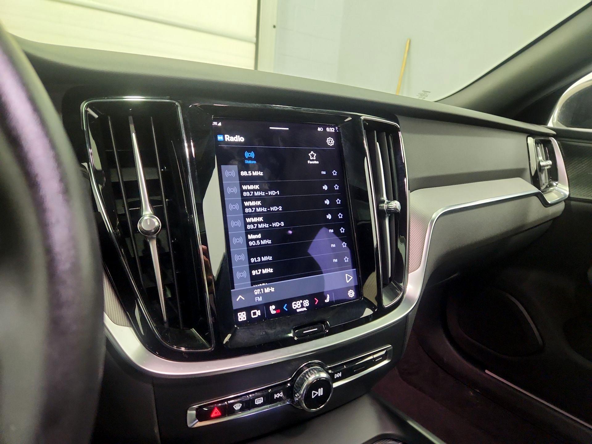 Thumbnail: 2024 Volvo S60 - 15