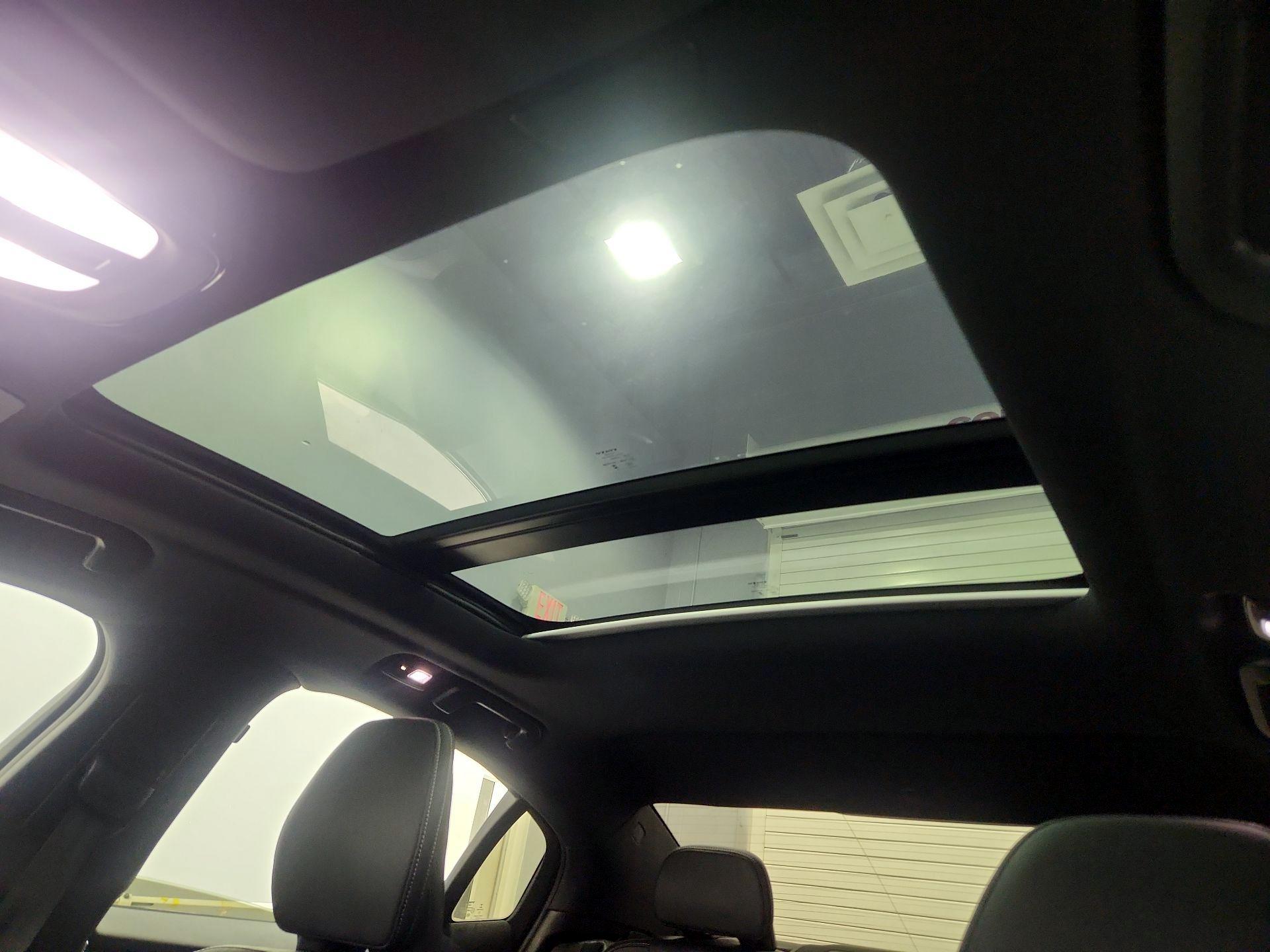 Thumbnail: 2024 Volvo S60 - 19