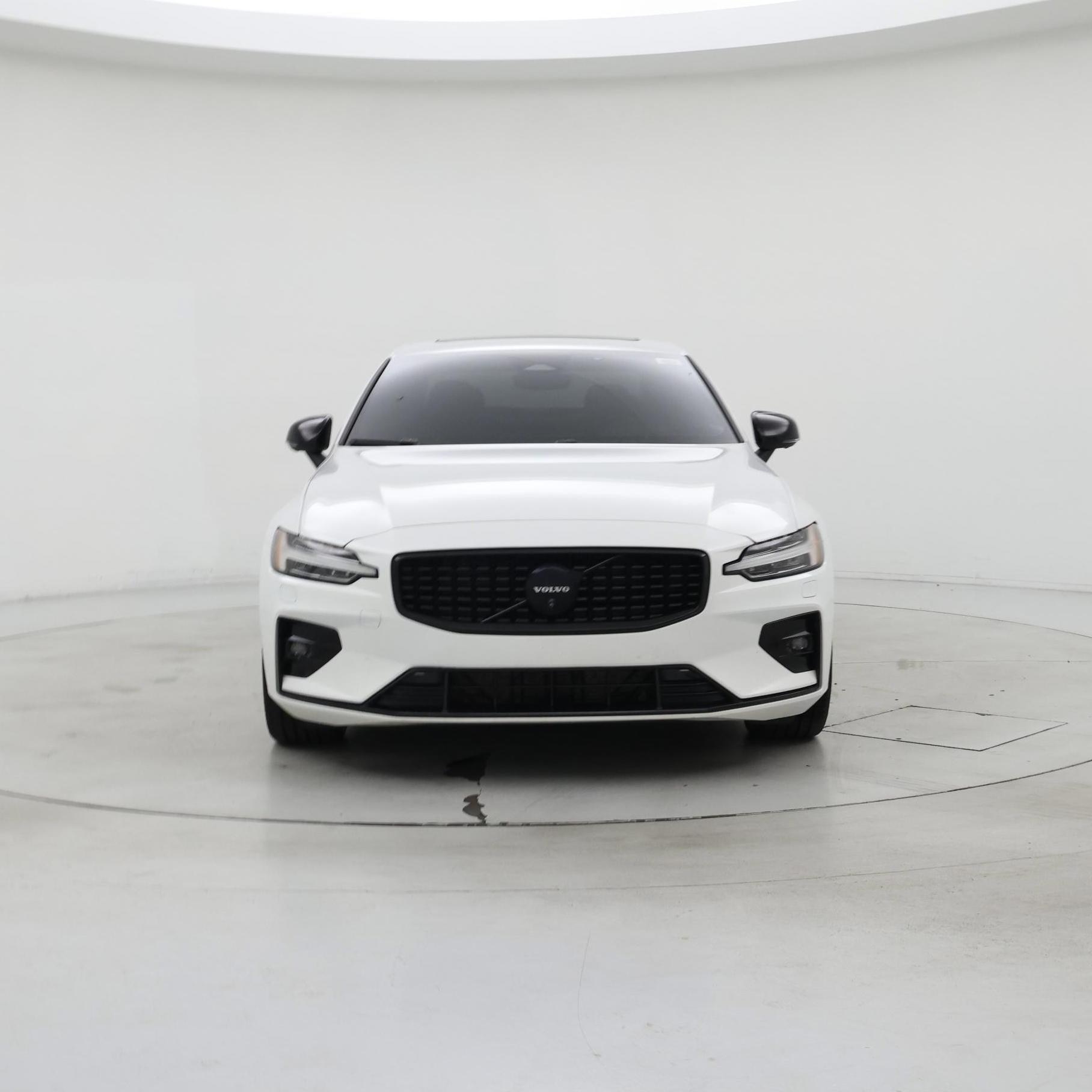 Thumbnail: 2024 Volvo S60 - 5