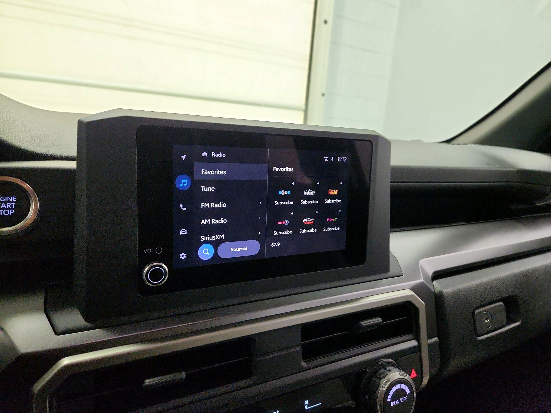 Thumbnail: 2025 Toyota 4Runner - 16