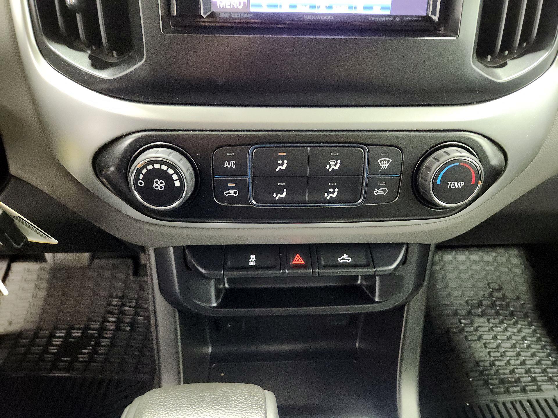 Thumbnail: 2016 Chevrolet Colorado - 16