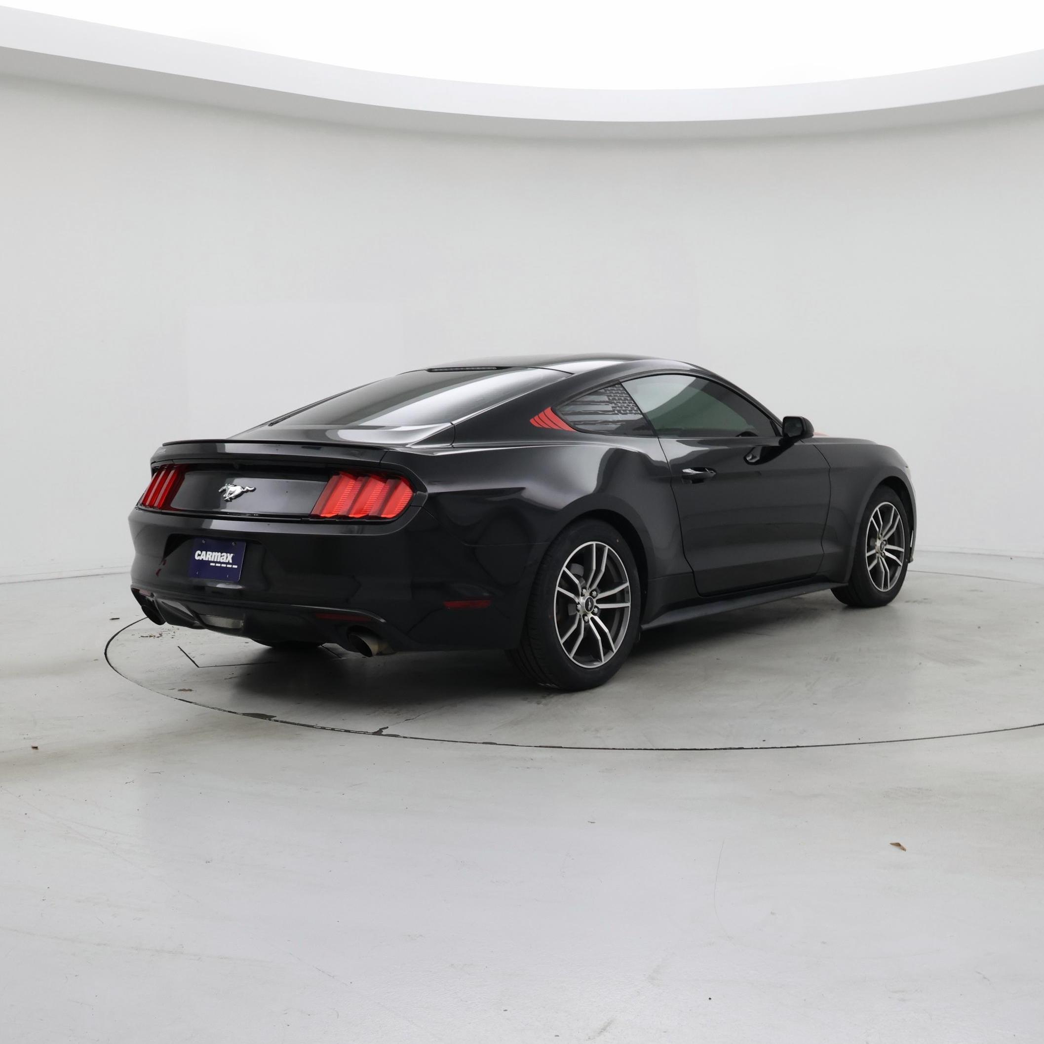 Thumbnail: 2017 Ford Mustang - 8