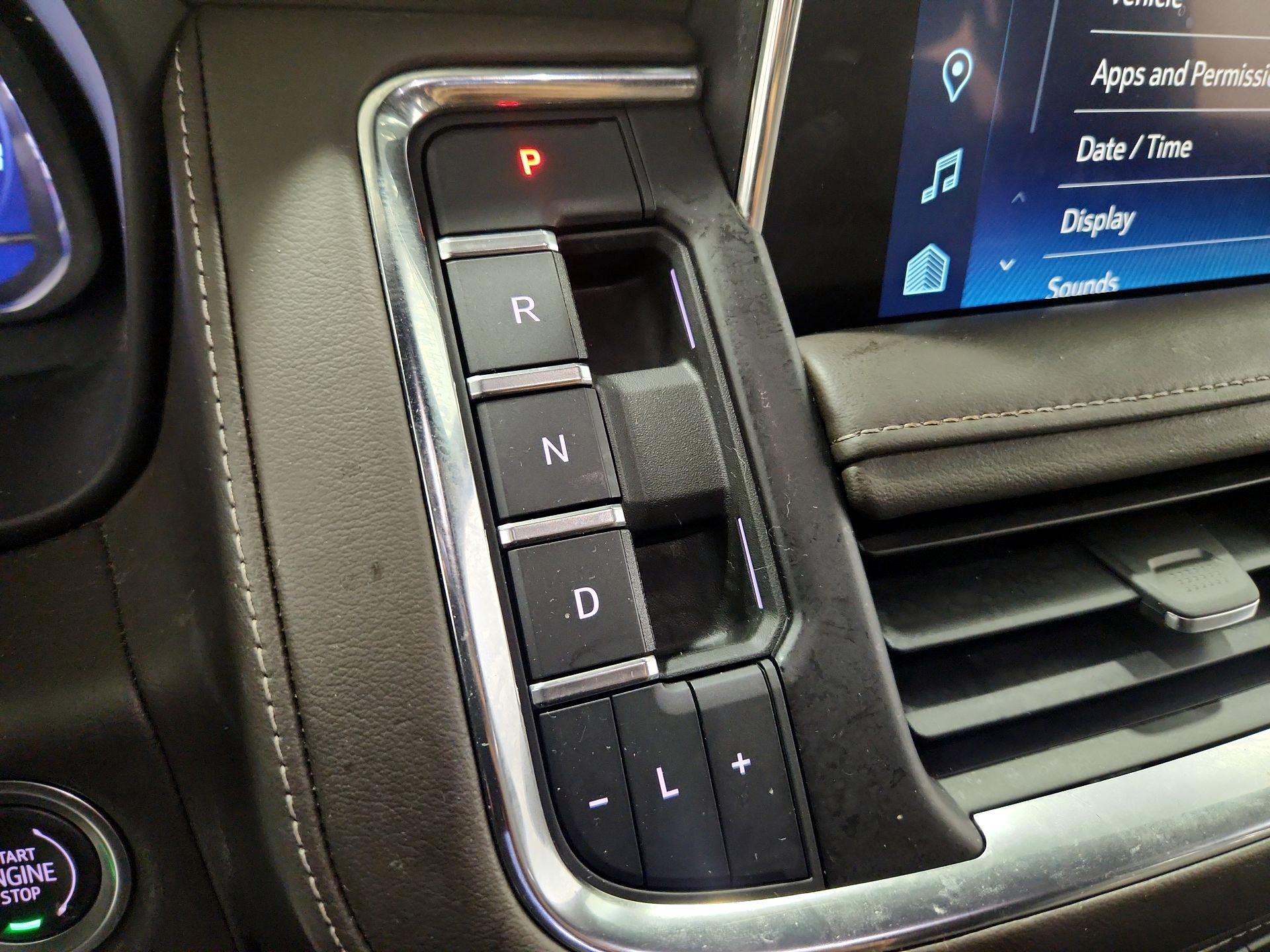 Thumbnail: 2022 Chevrolet Tahoe - 17