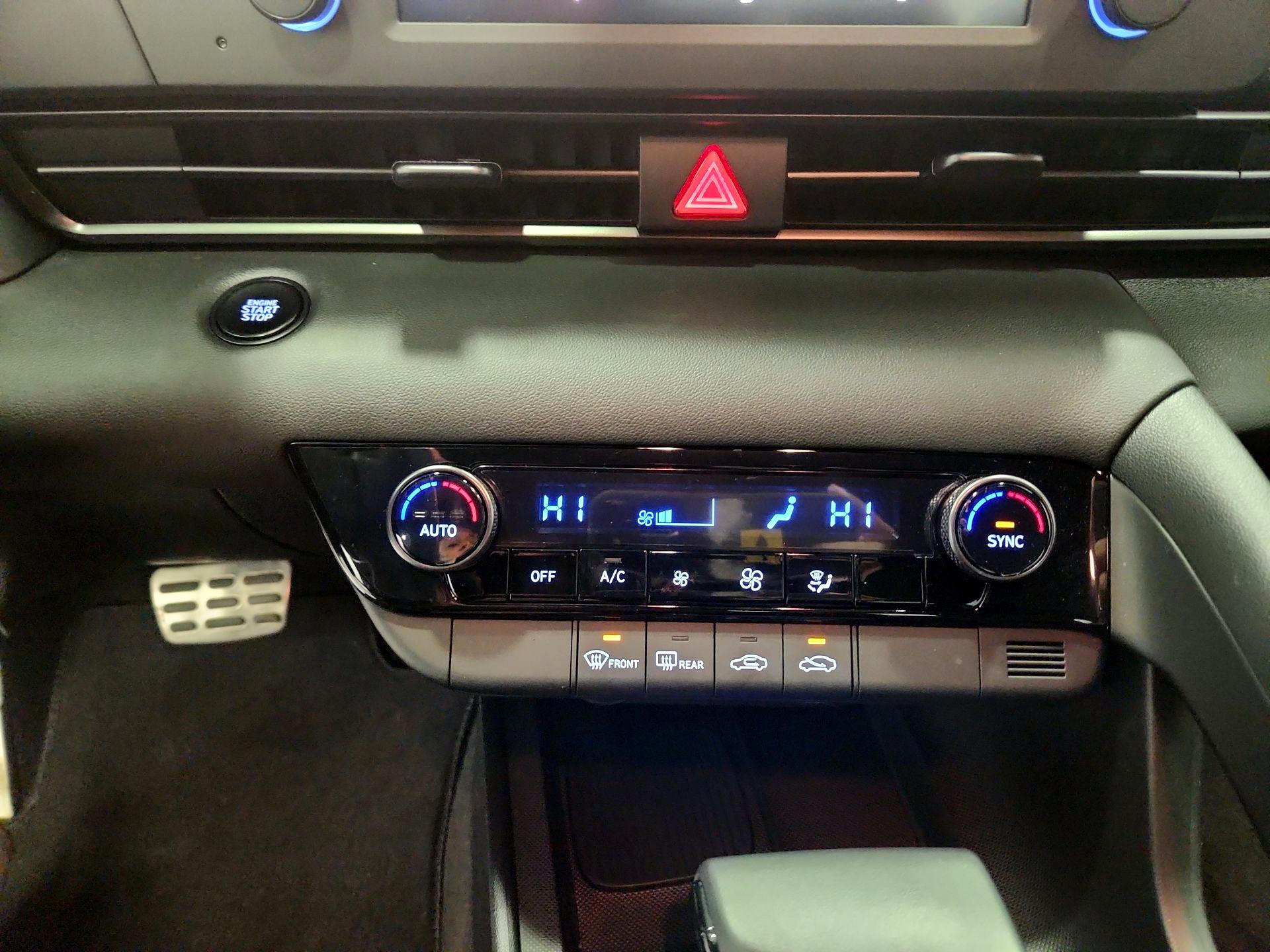 Thumbnail: 2025 Hyundai Elantra - 16