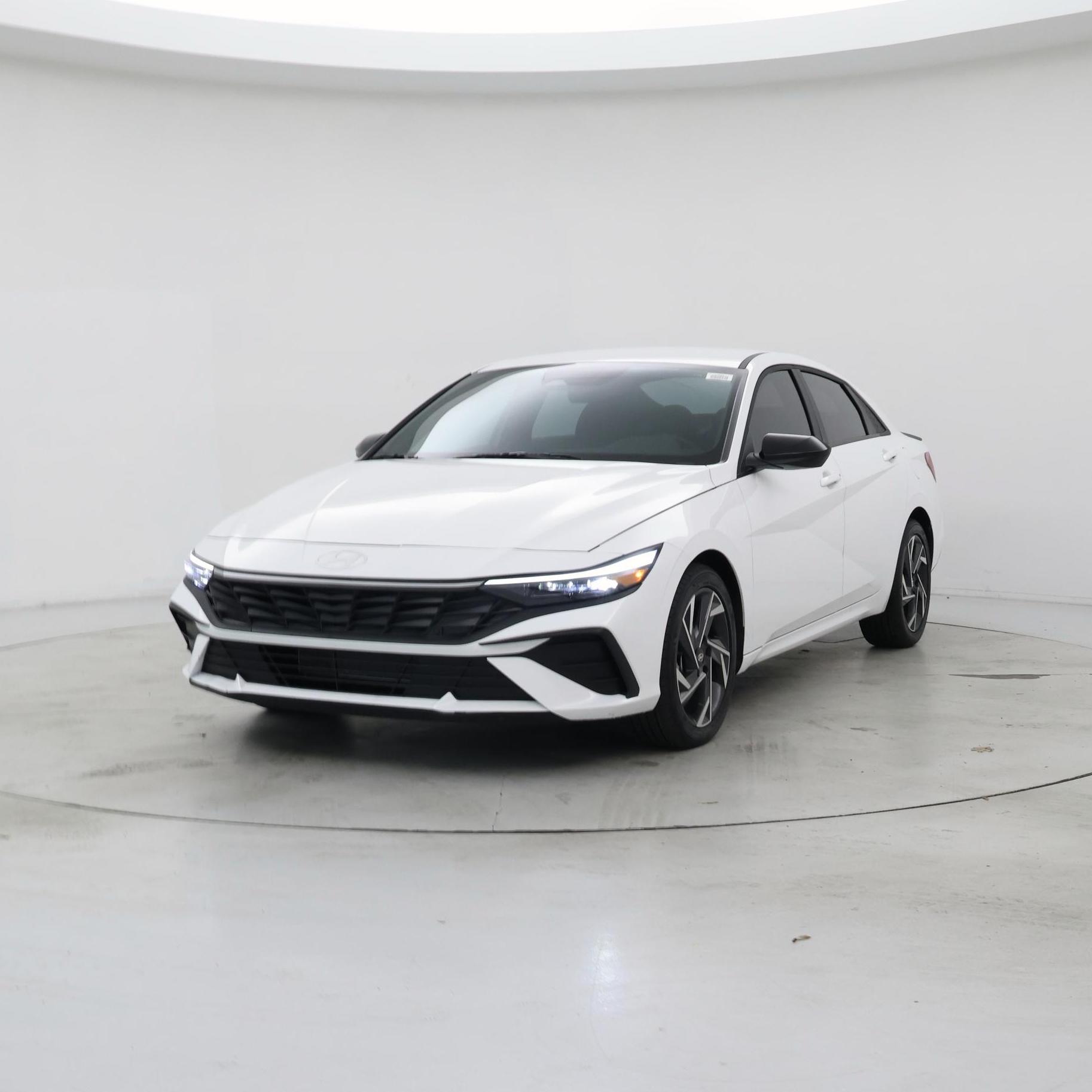 Thumbnail: 2025 Hyundai Elantra - 4