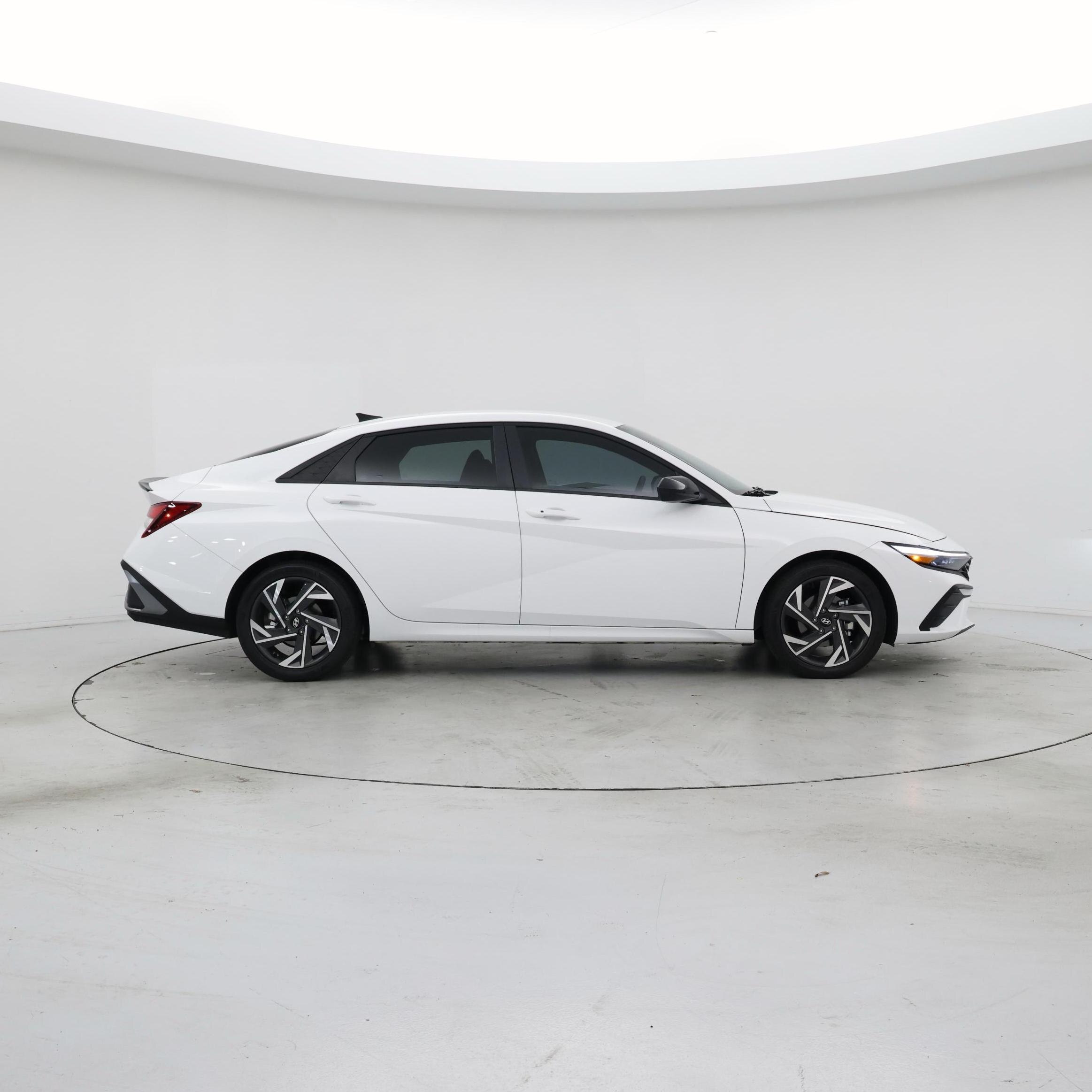 Thumbnail: 2025 Hyundai Elantra - 7