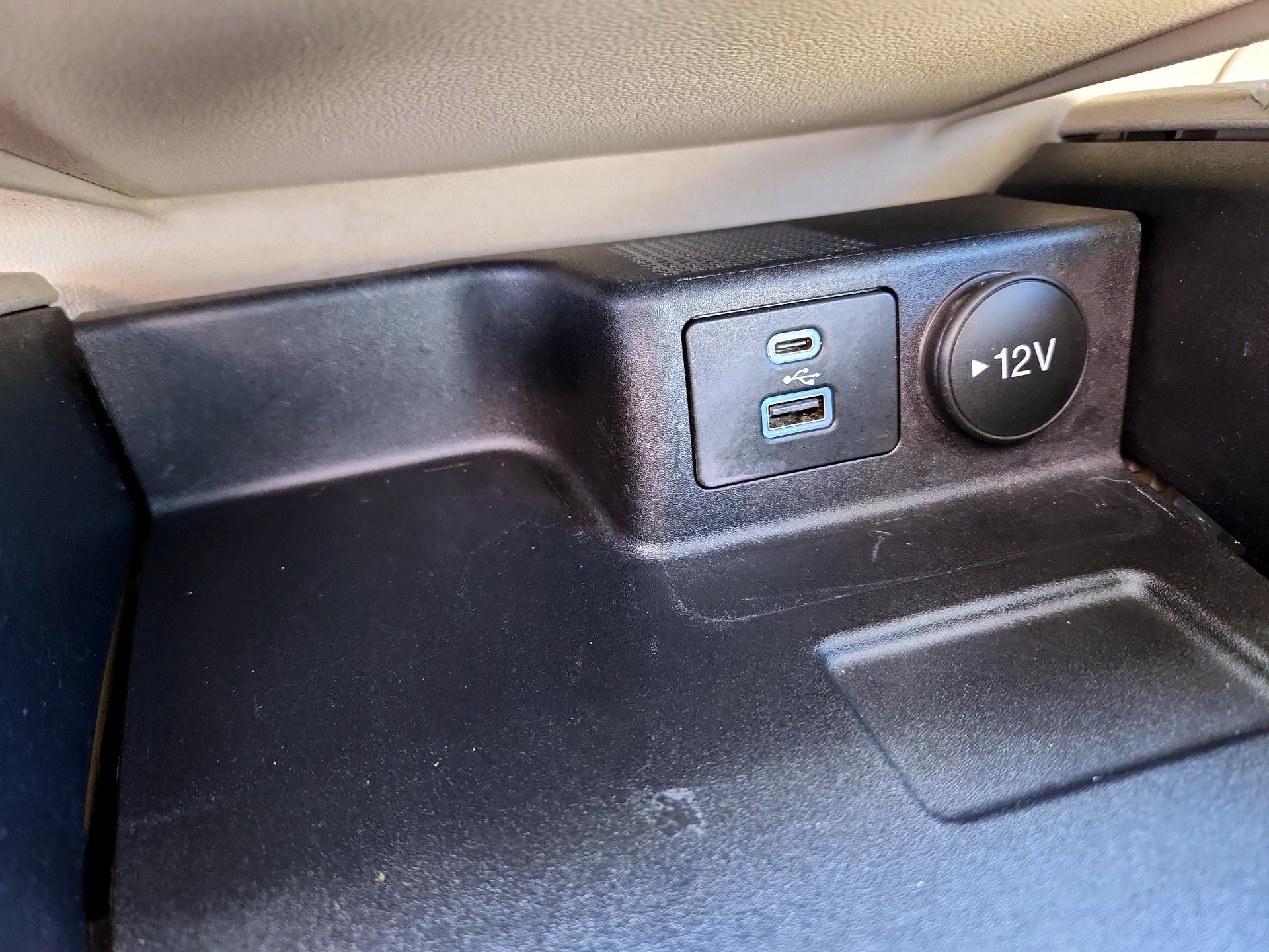 Thumbnail: 2022 Ford Escape - 19