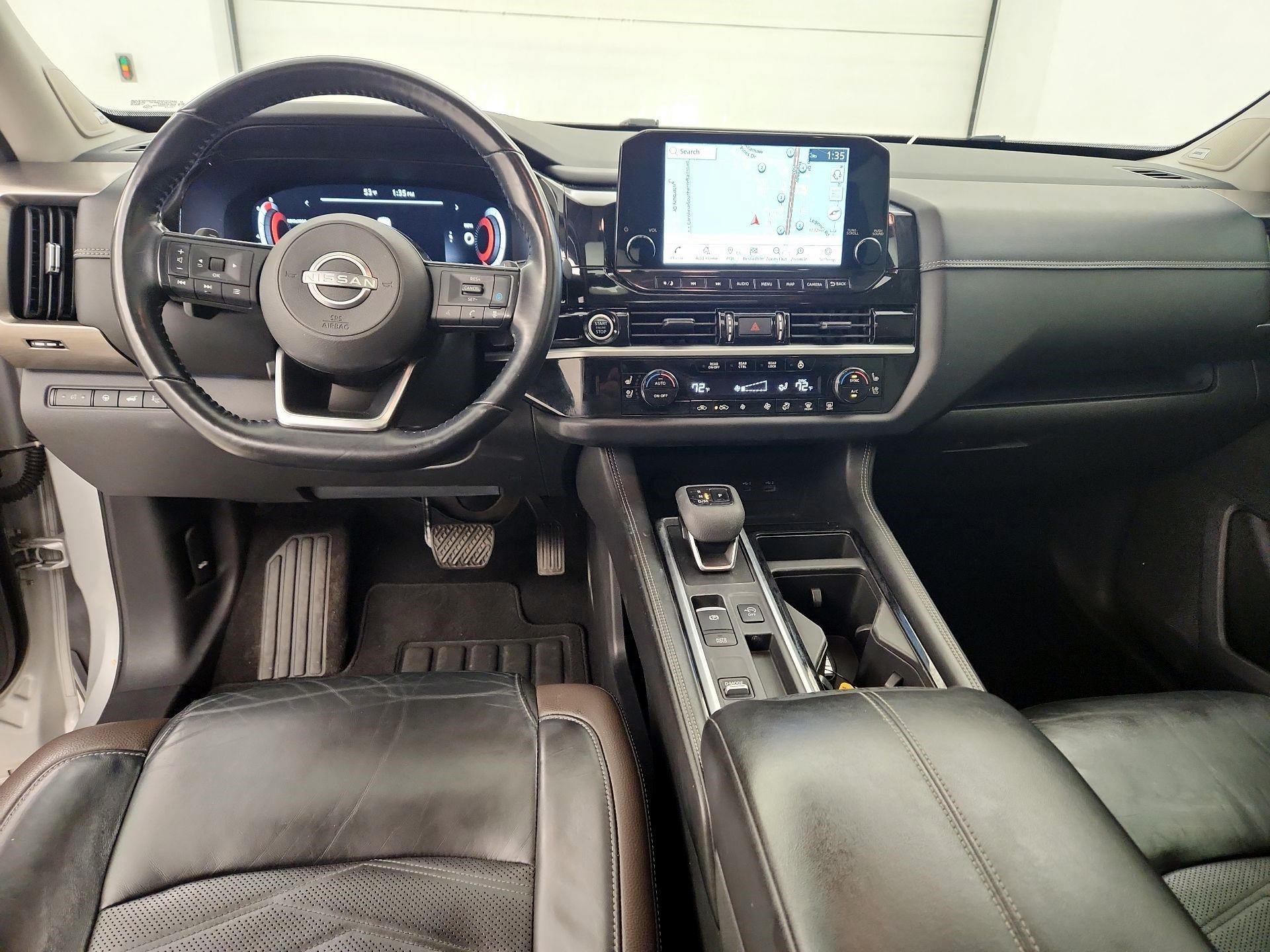 Thumbnail: 2022 Nissan Pathfinder - 8