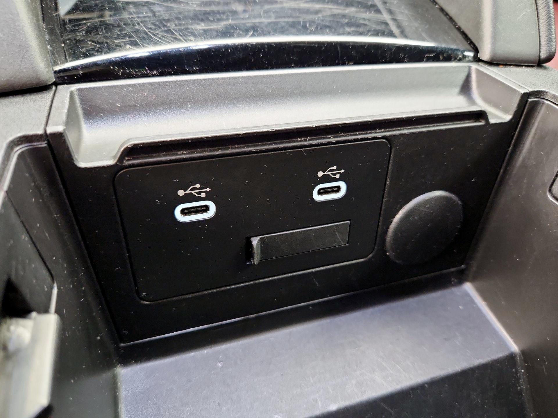 Thumbnail: 2024 Mazda Mazda3 - 18