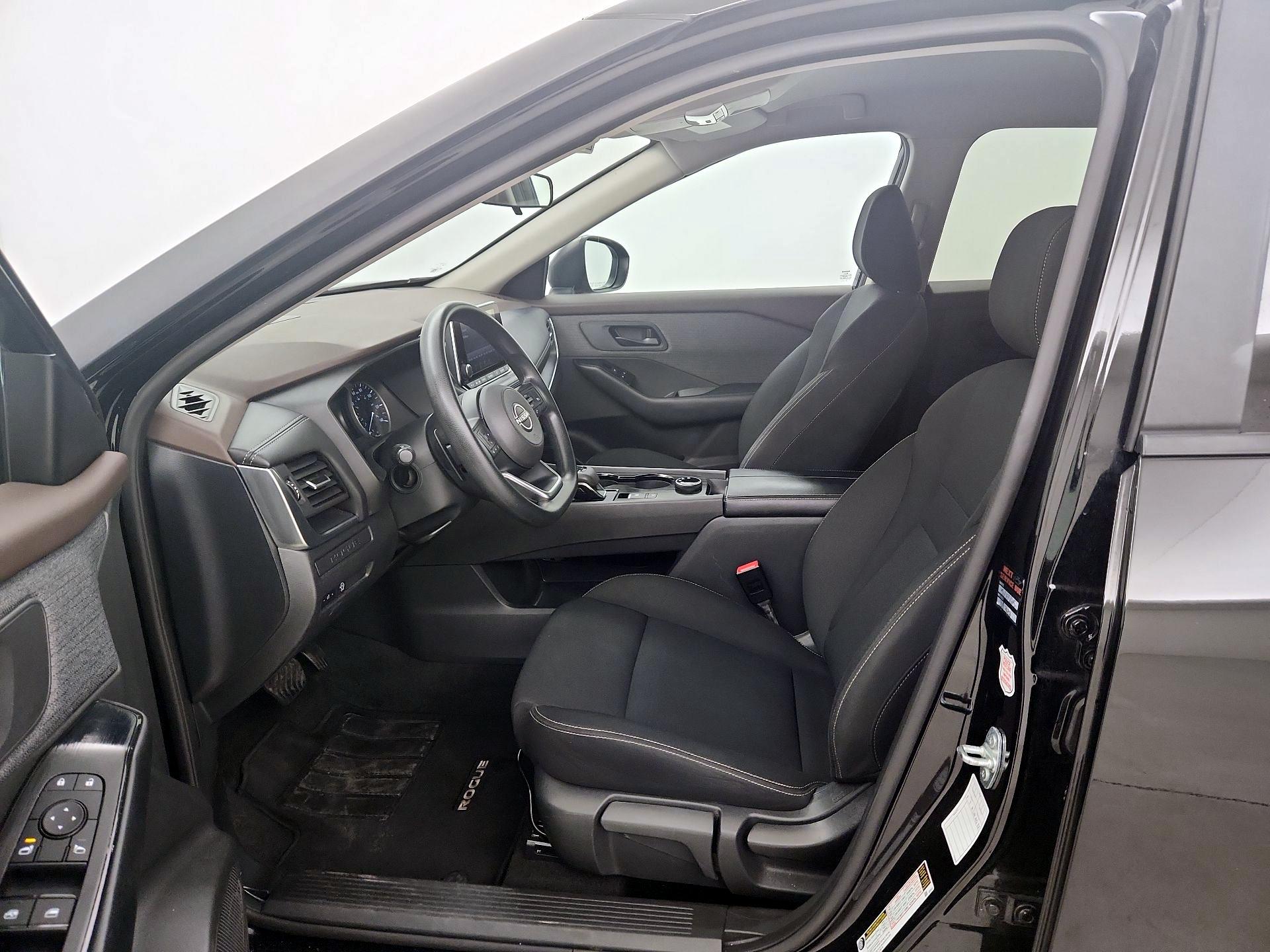 Thumbnail: 2023 Nissan Rogue - 11