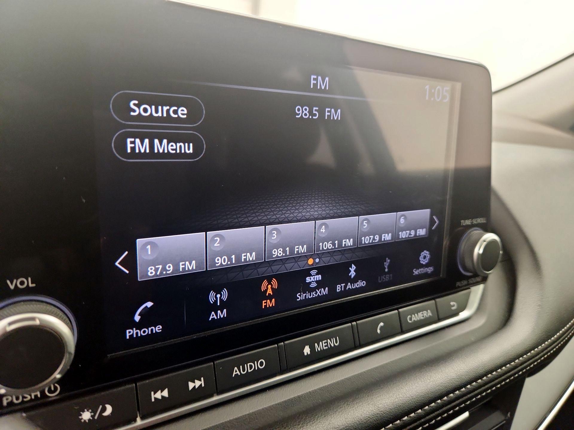 Thumbnail: 2023 Nissan Rogue - 15