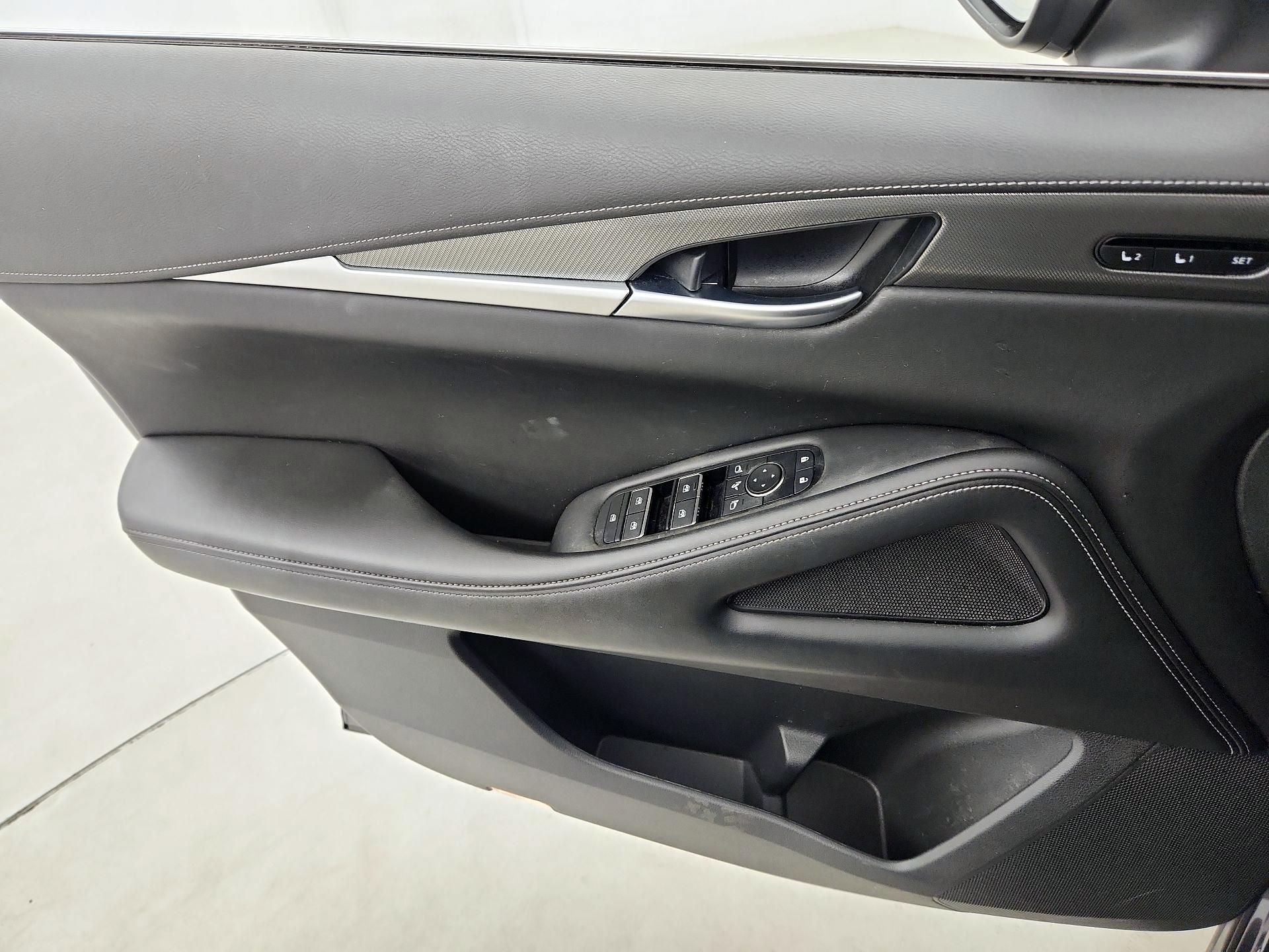 Thumbnail: 2024 INFINITI QX60 - 12