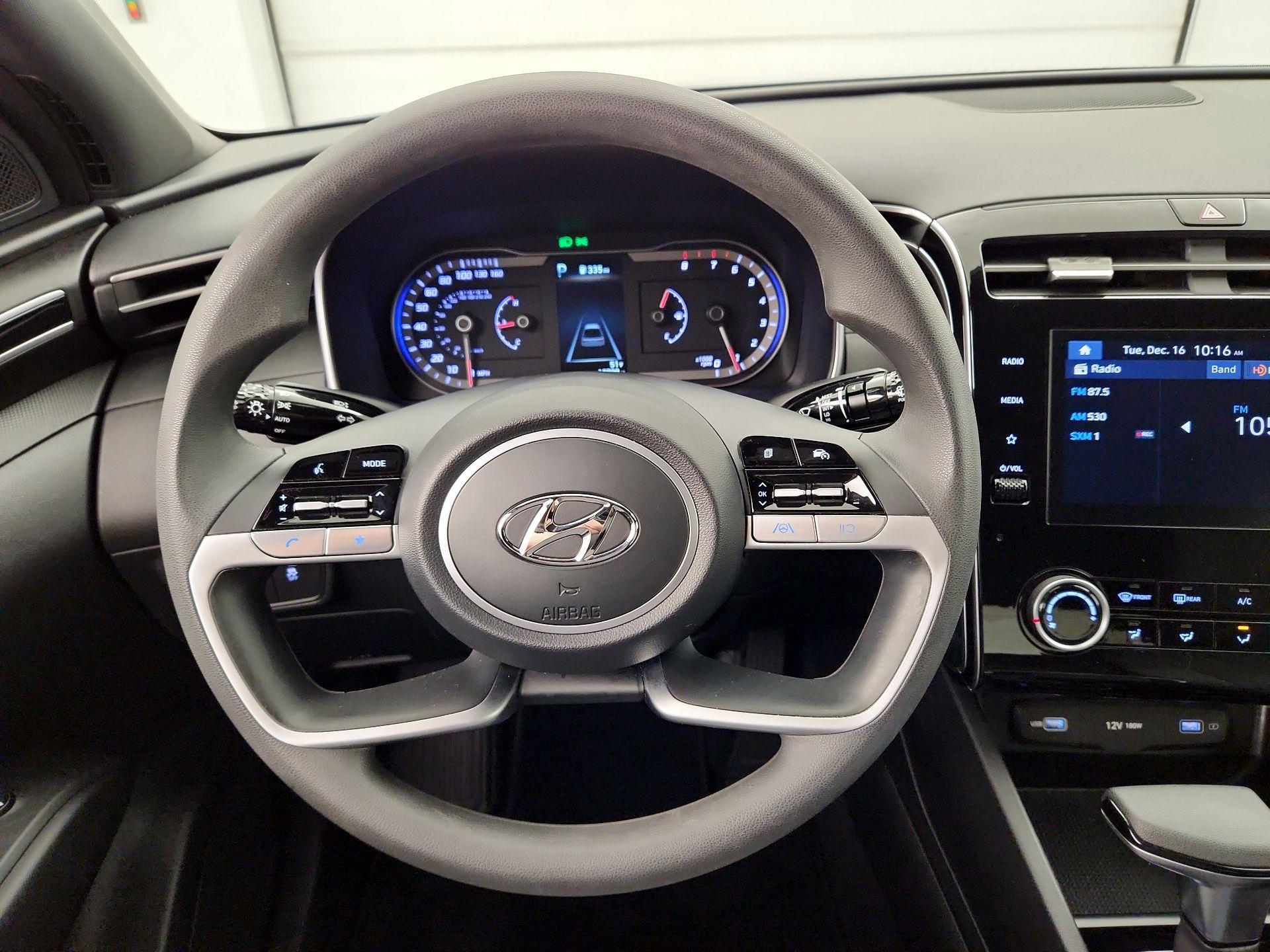 Thumbnail: 2023 Hyundai Santa Cruz - 10