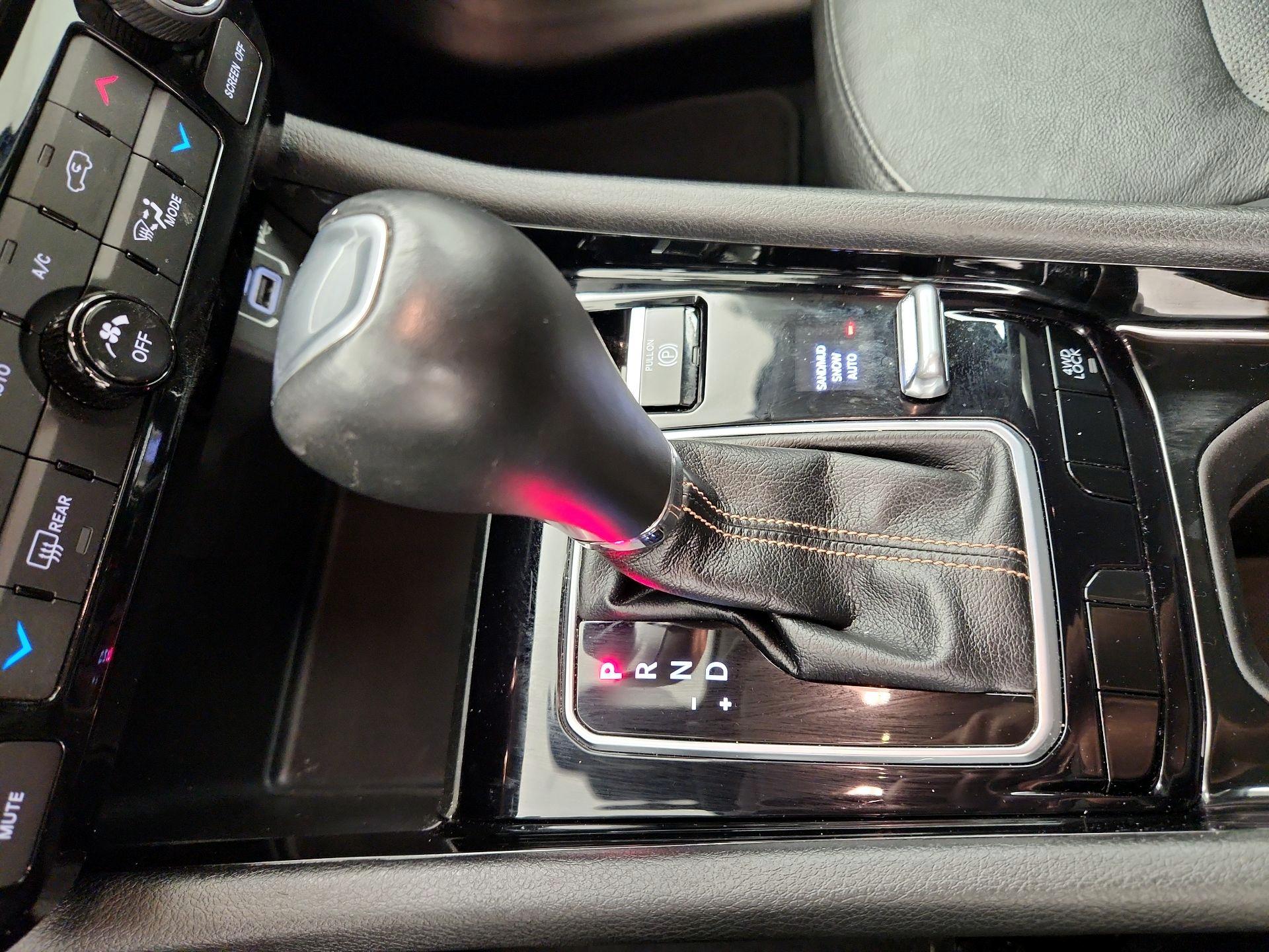 Thumbnail: 2022 Jeep Compass - 17