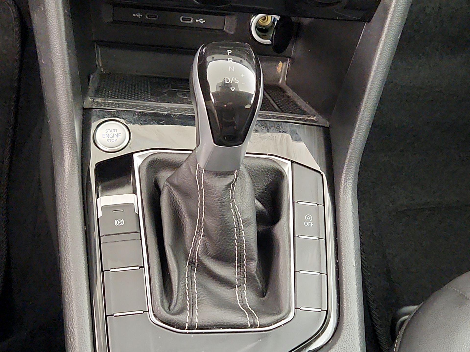 Thumbnail: 2024 Volkswagen Taos - 17