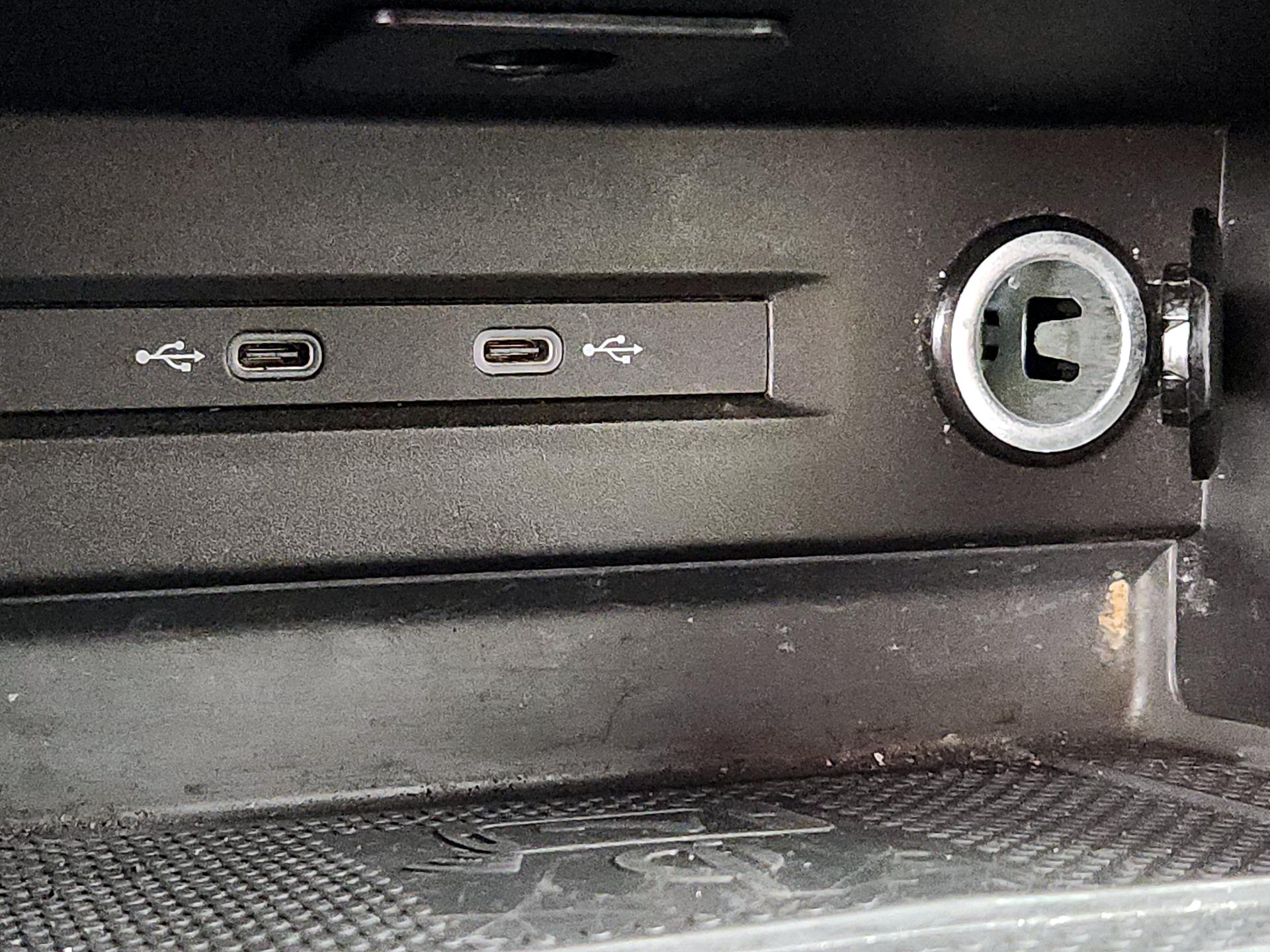 Thumbnail: 2024 Volkswagen Taos - 18