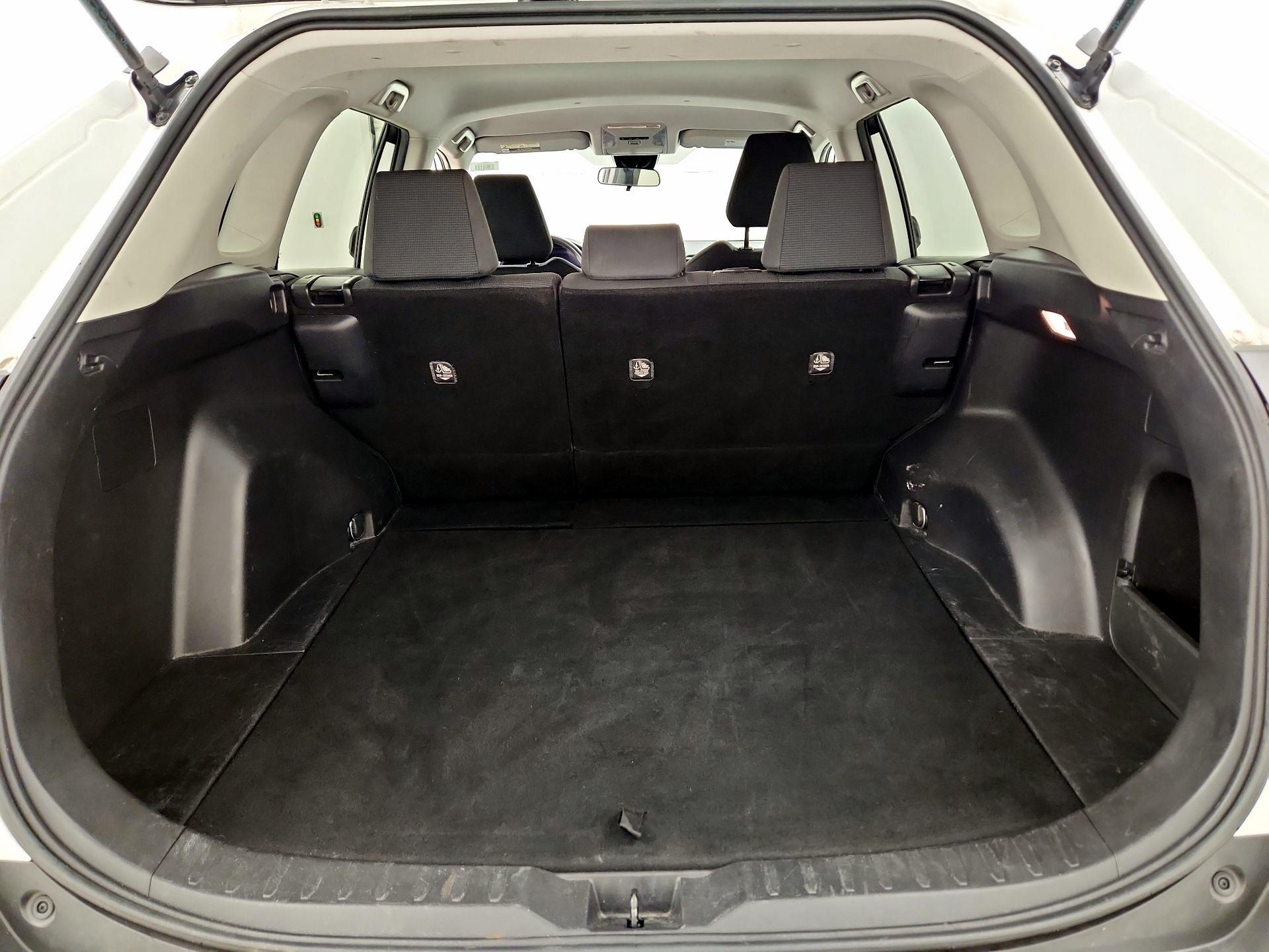 Thumbnail: 2020 Toyota RAV4 - 20