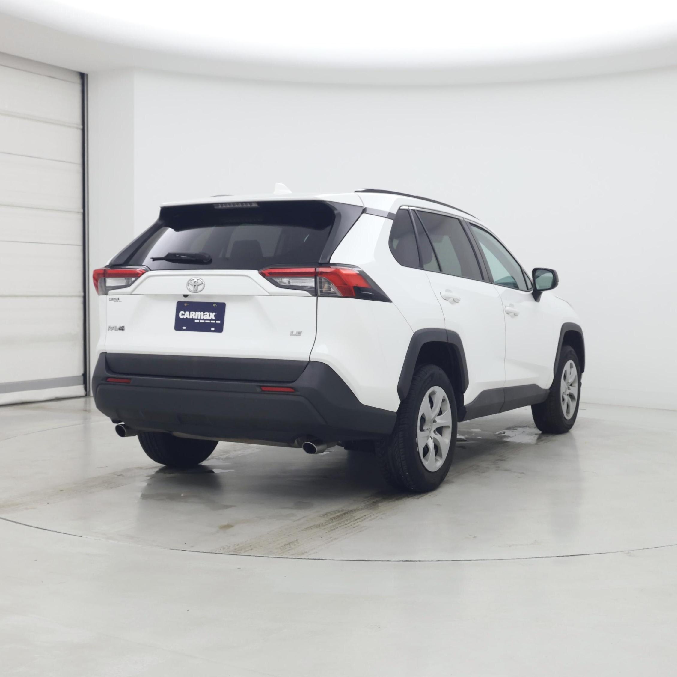 Thumbnail: 2020 Toyota RAV4 - 8