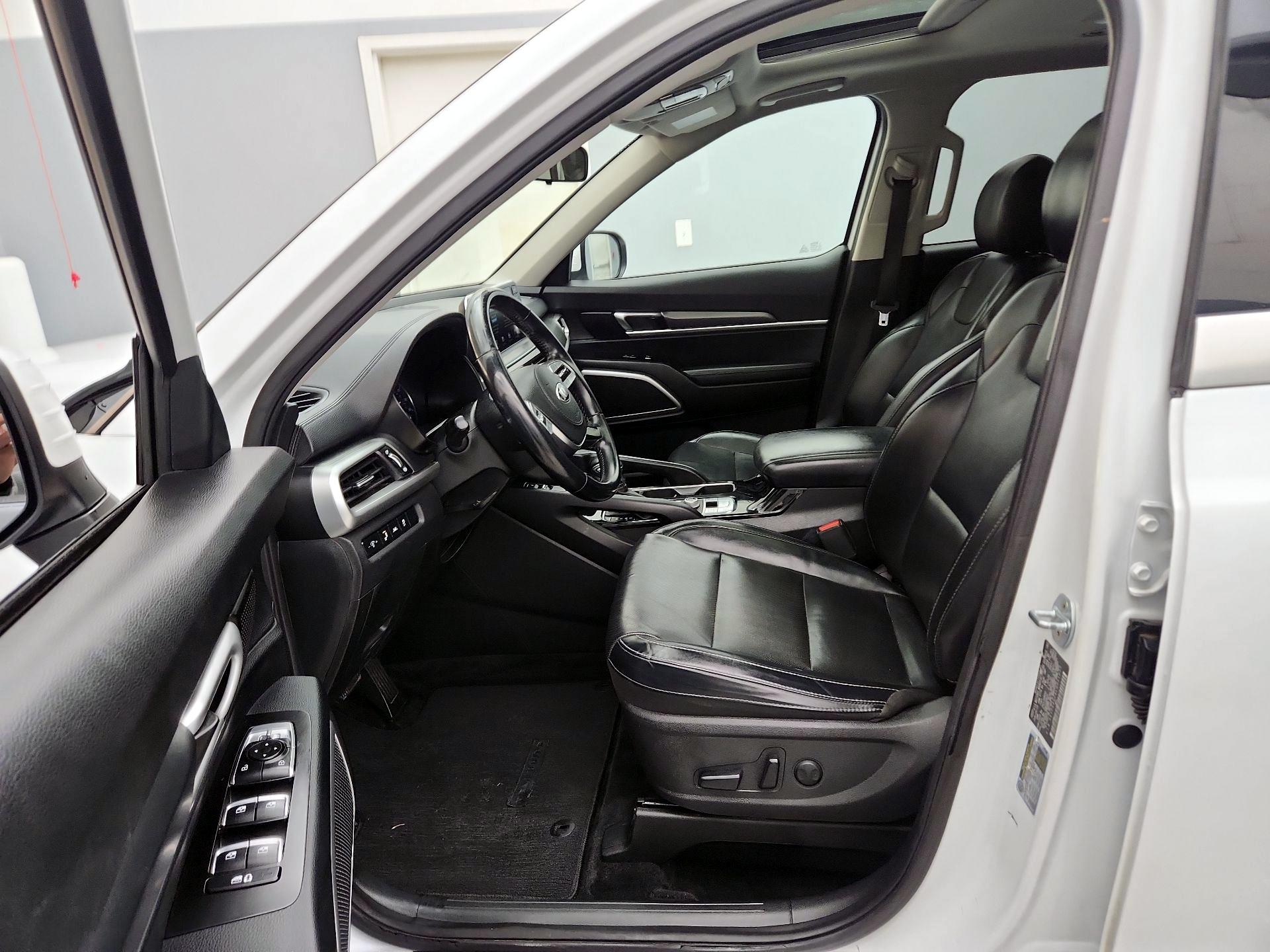 Thumbnail: 2020 Kia Telluride - 11