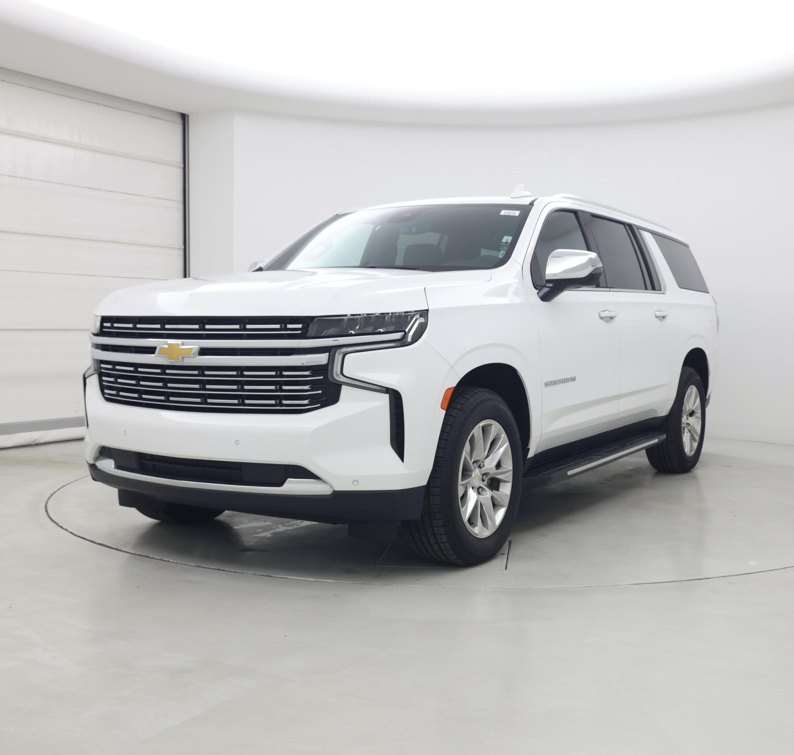 Thumbnail: 2023 Chevrolet Suburban - 4