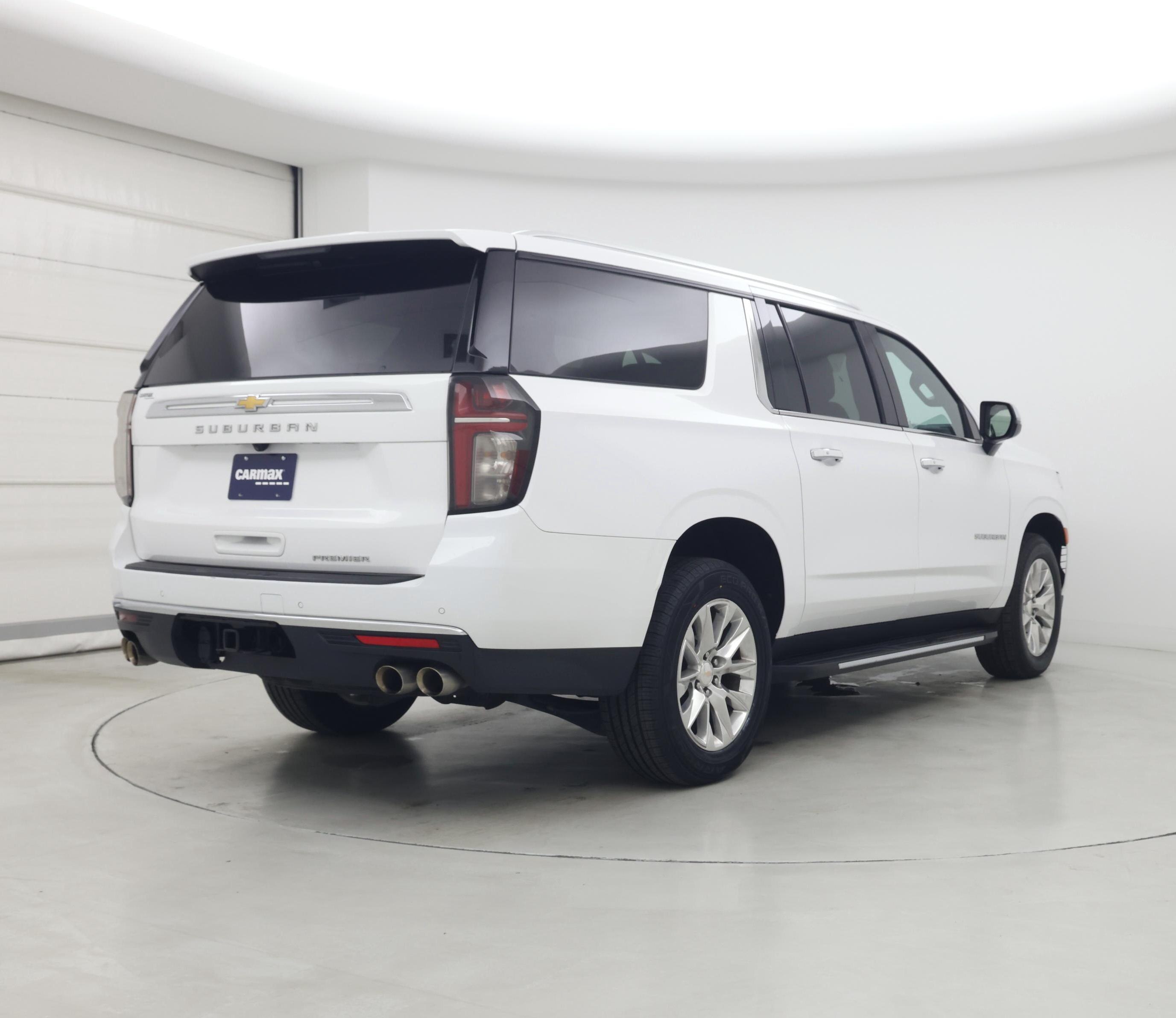 Thumbnail: 2023 Chevrolet Suburban - 8