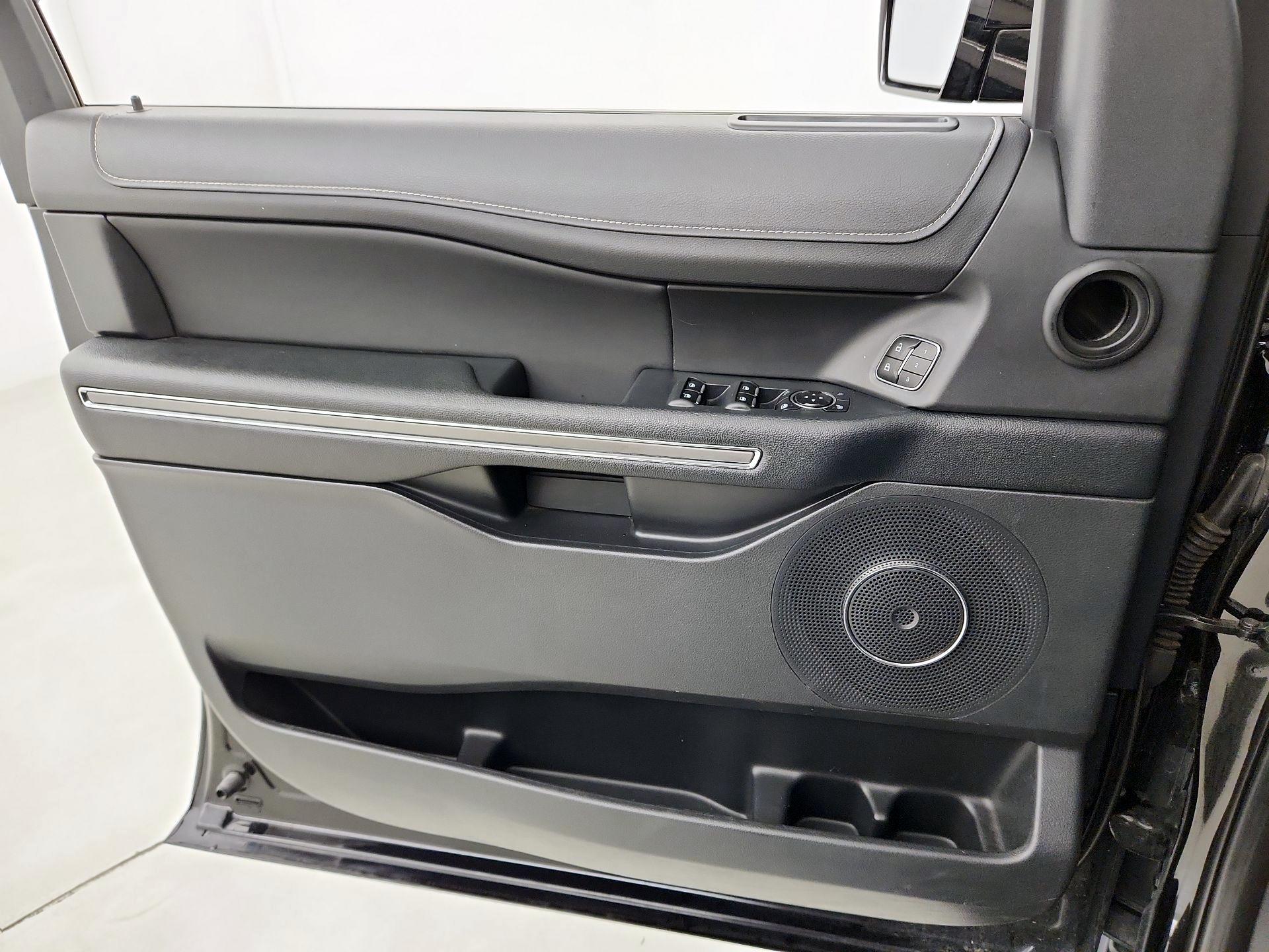 Thumbnail: 2024 Ford Expedition - 12