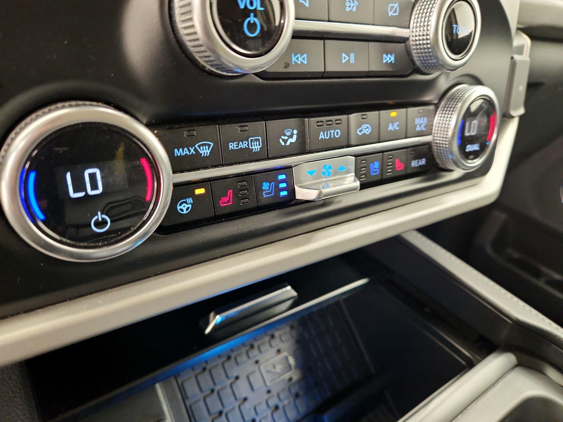 Thumbnail: 2024 Ford Expedition - 17