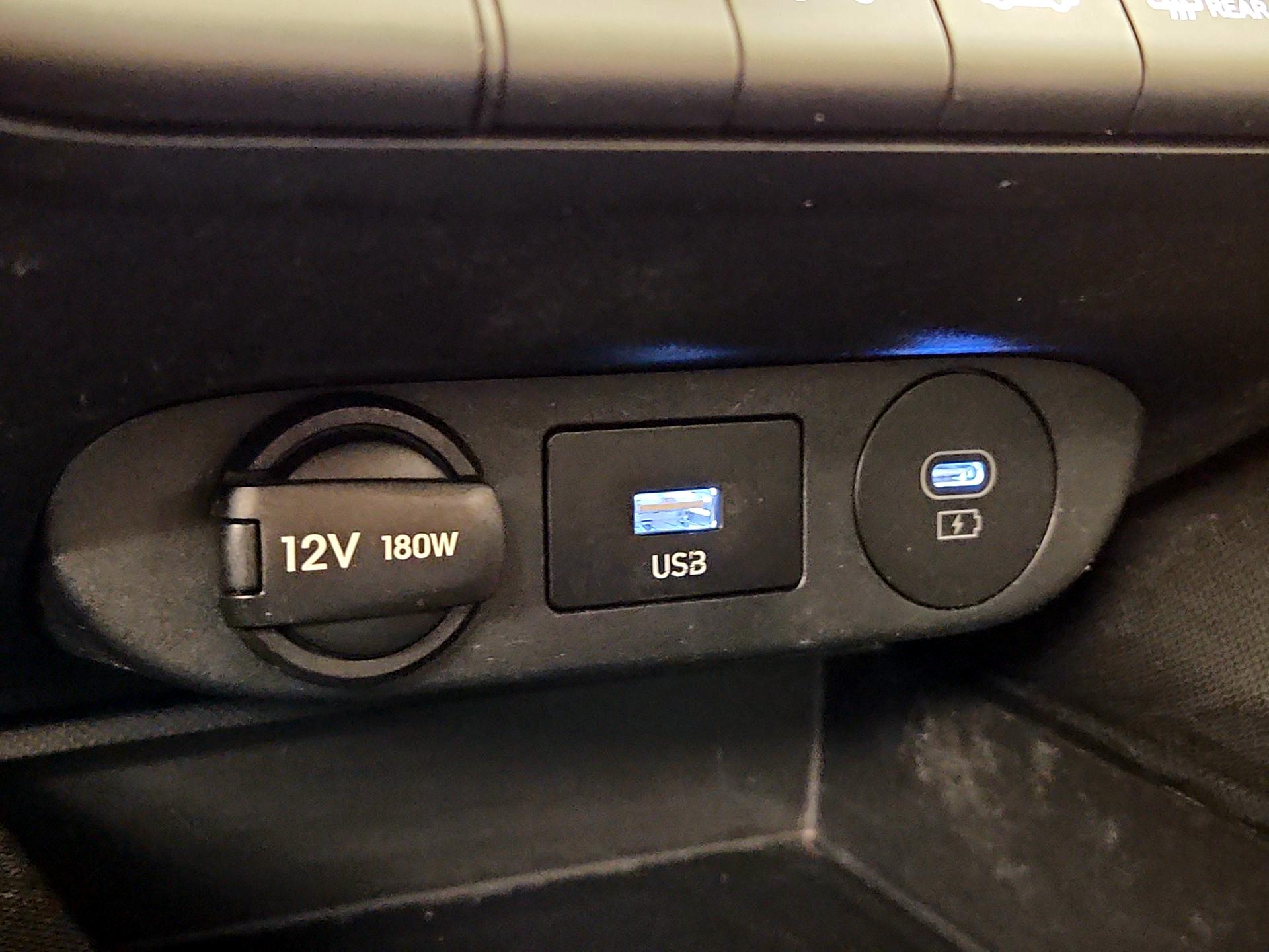 Thumbnail: 2024 Hyundai Elantra - 18