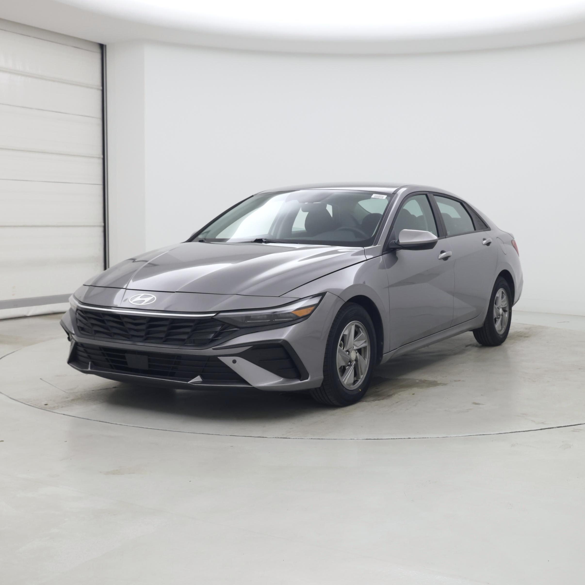 Thumbnail: 2024 Hyundai Elantra - 4