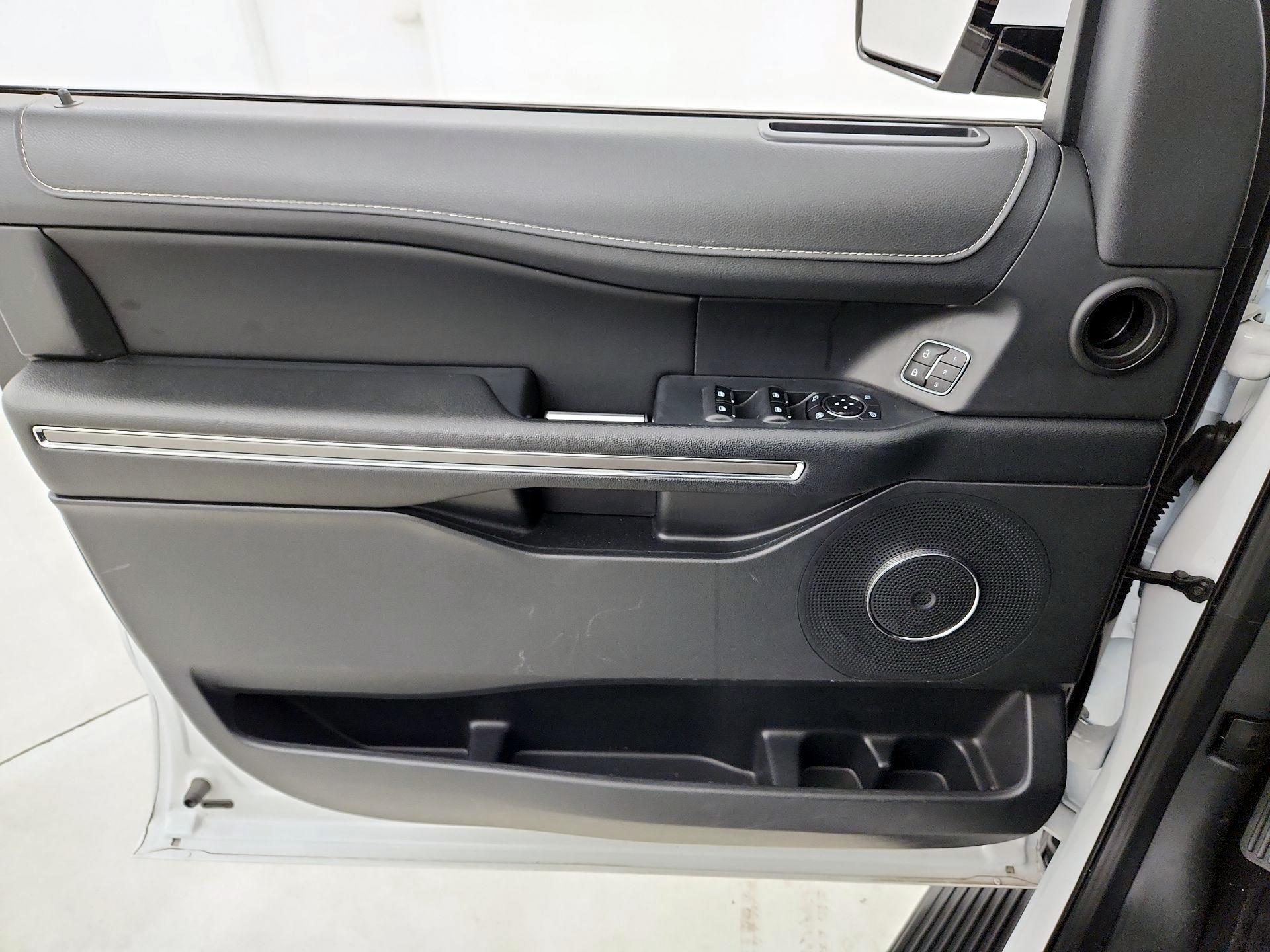 Thumbnail: 2024 Ford Expedition - 12