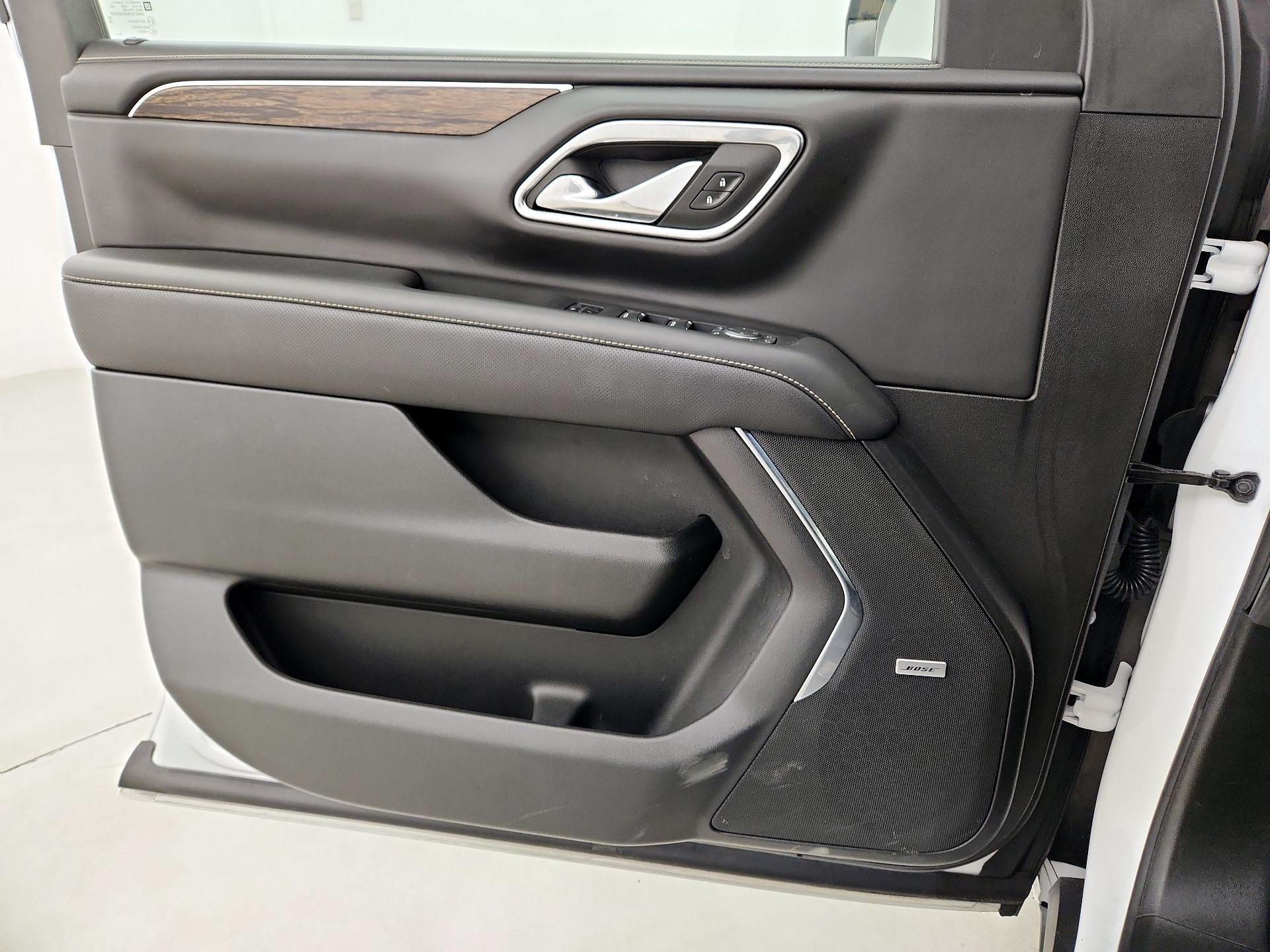 Thumbnail: 2023 Chevrolet Suburban - 12