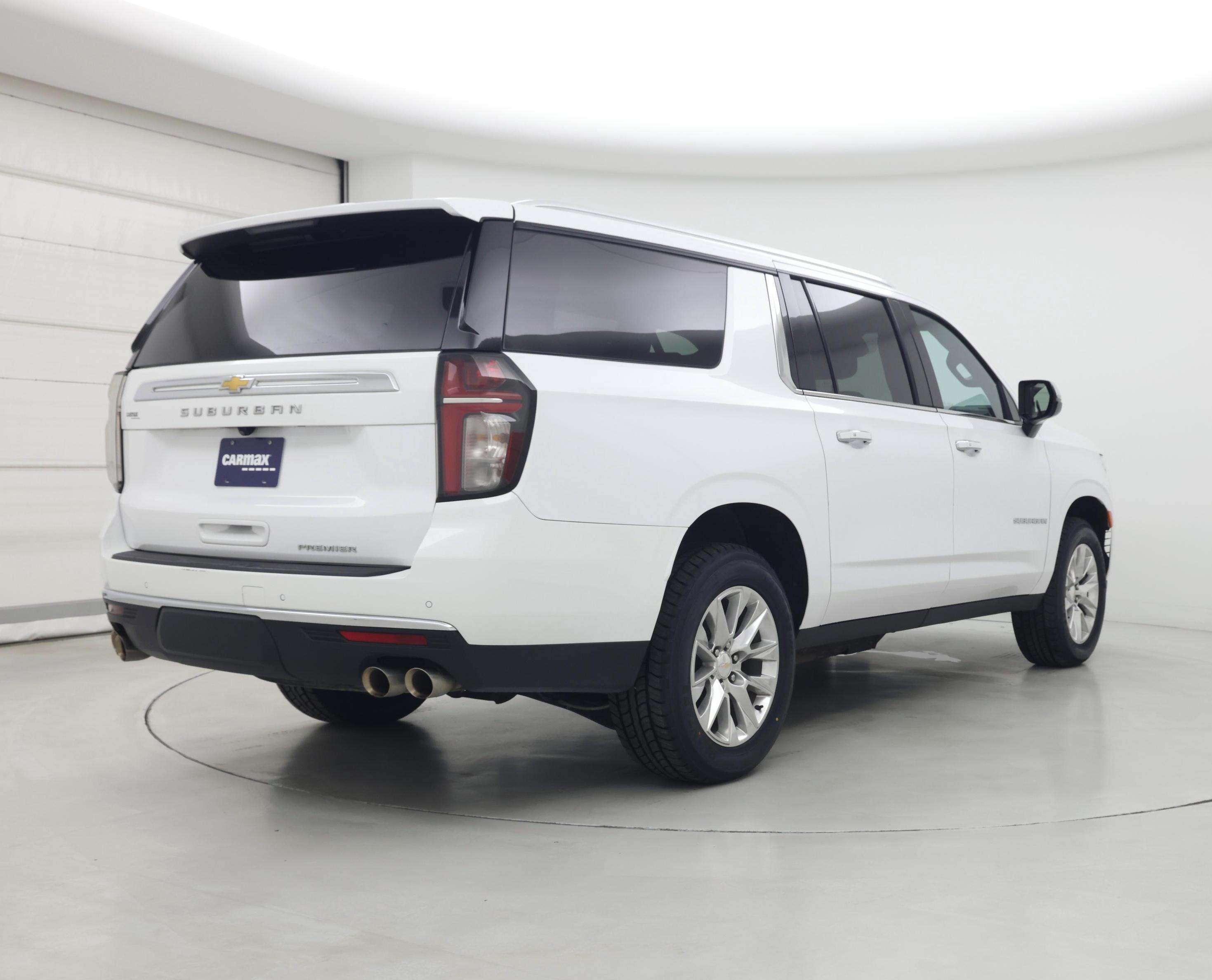 Thumbnail: 2023 Chevrolet Suburban - 8