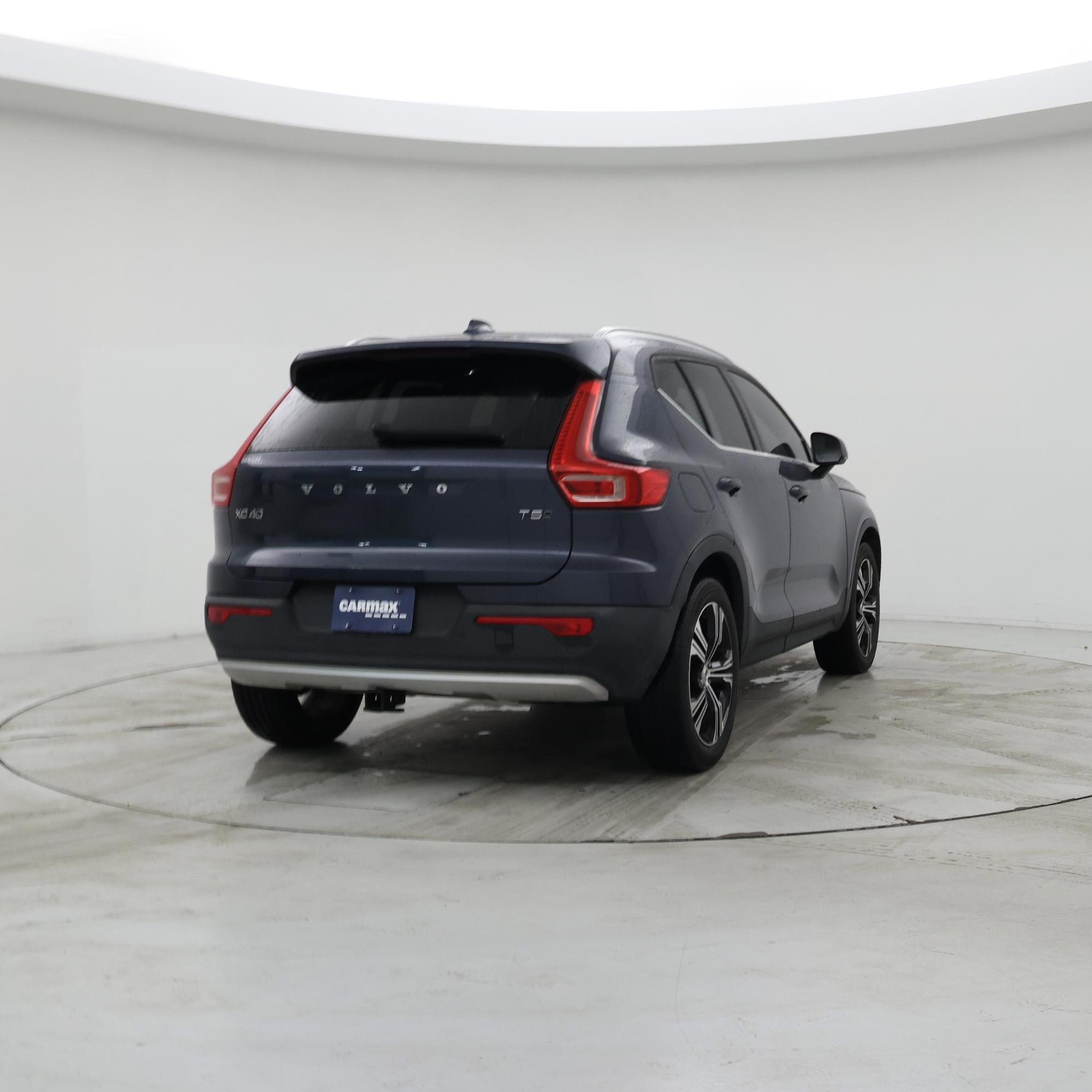 Thumbnail: 2022 Volvo XC40 - 5