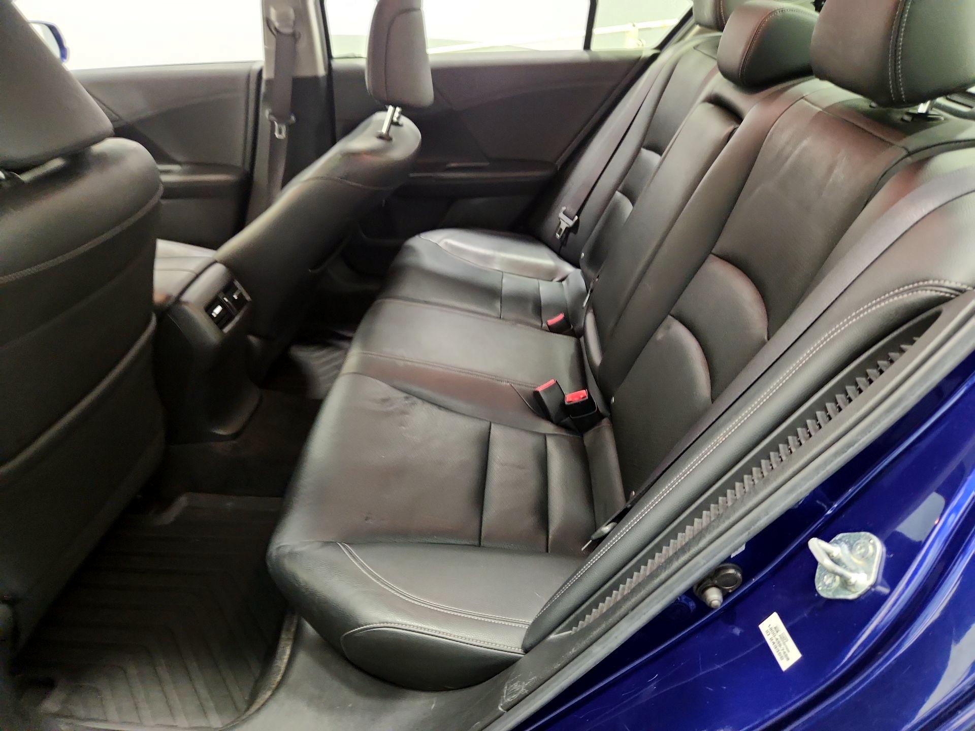 Thumbnail: 2017 Honda Accord - 20