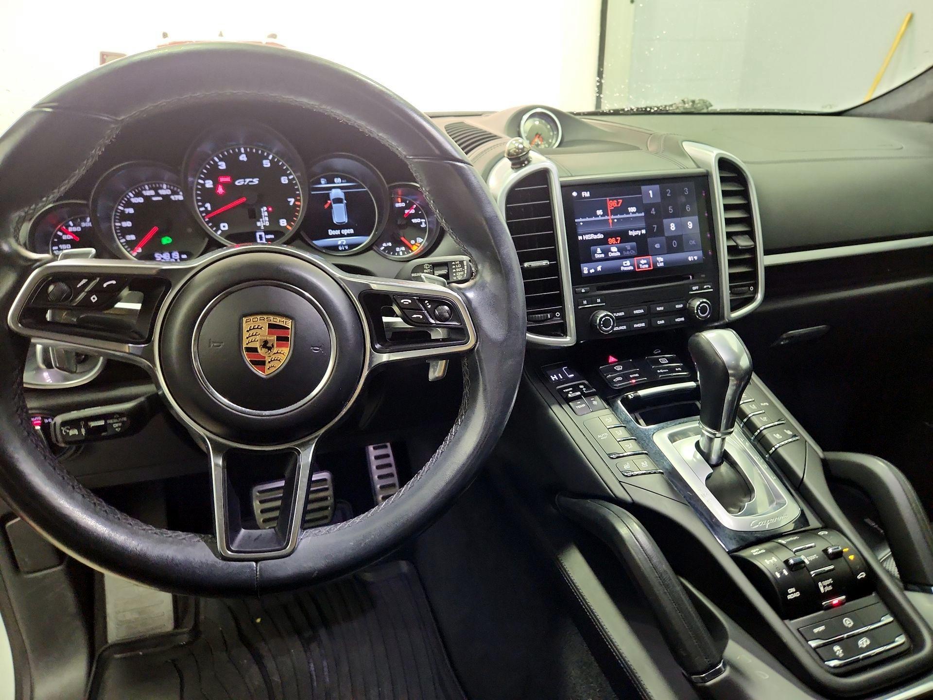 Thumbnail: 2017 Porsche Cayenne - 9