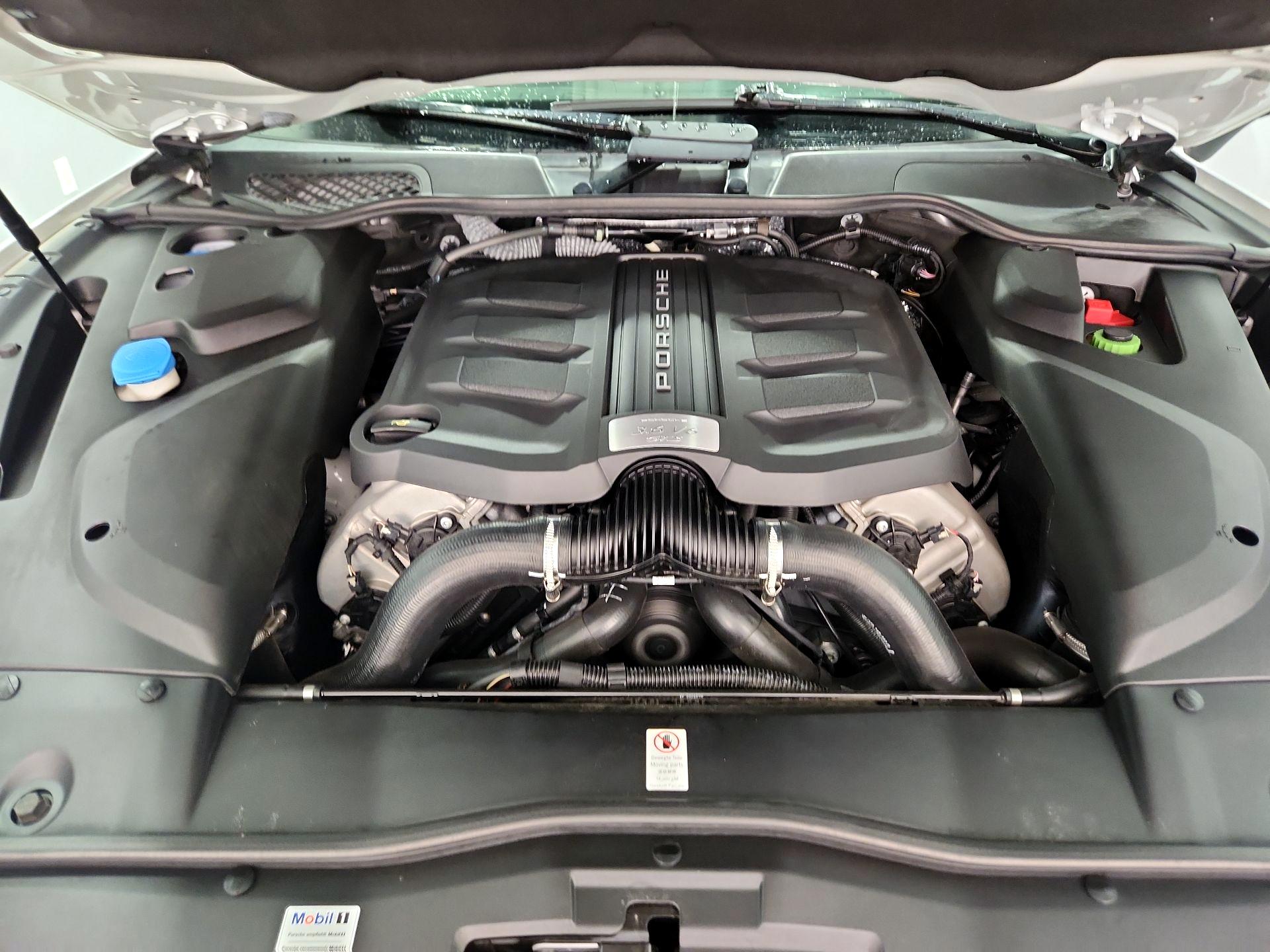 Thumbnail: 2017 Porsche Cayenne - 20