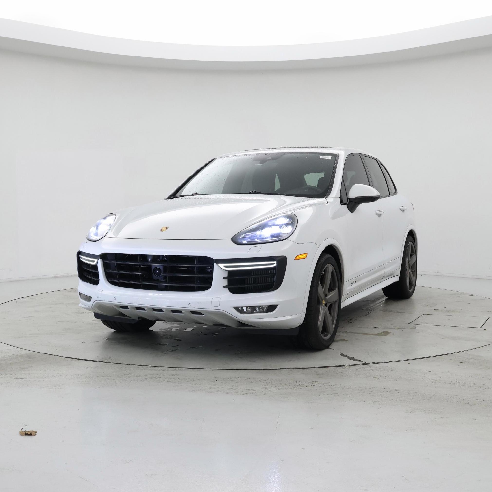 Thumbnail: 2017 Porsche Cayenne - 4