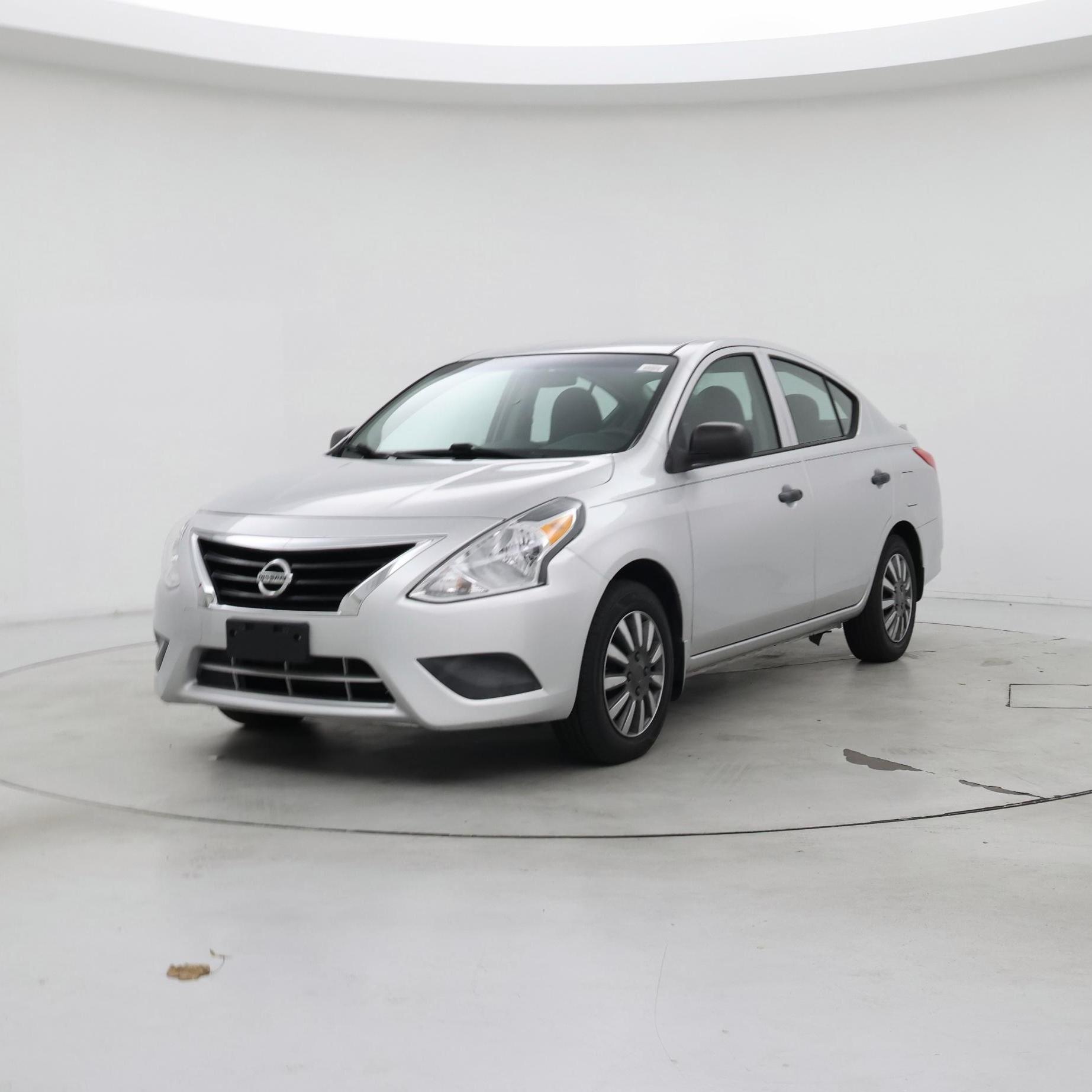 Thumbnail: 2015 Nissan Versa - 4
