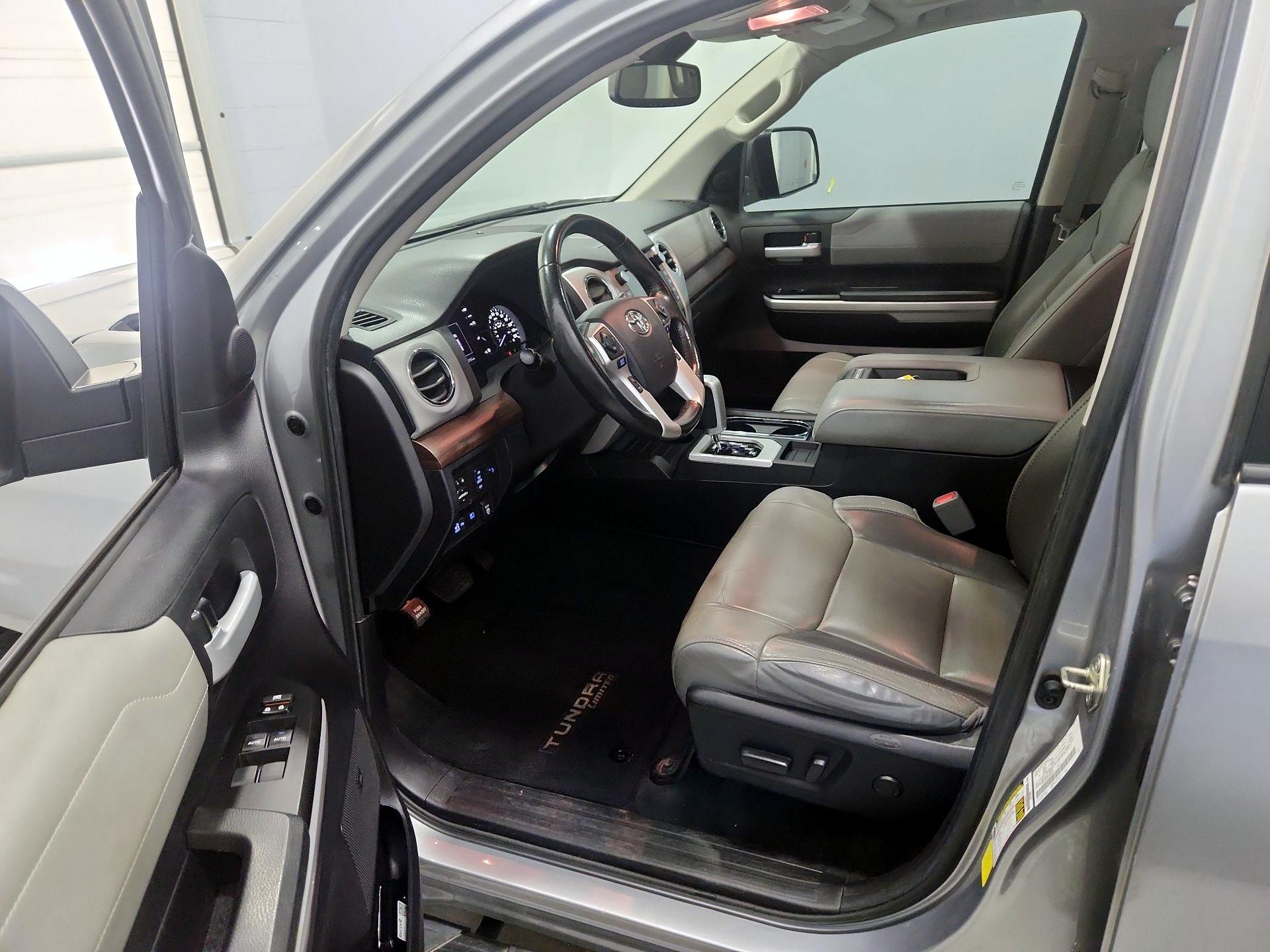 Thumbnail: 2020 Toyota Tundra - 11