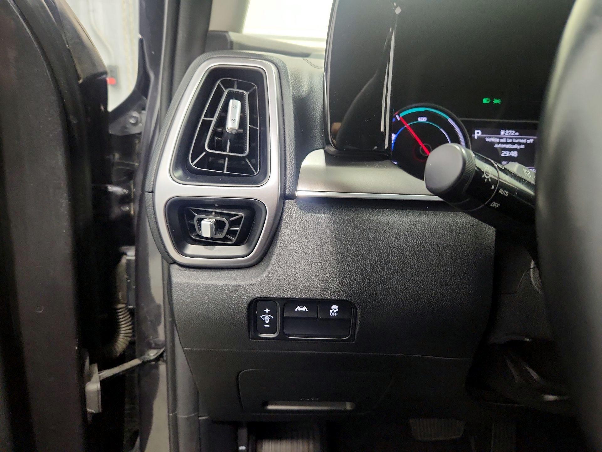 Thumbnail: 2022 Kia Sorento - 13