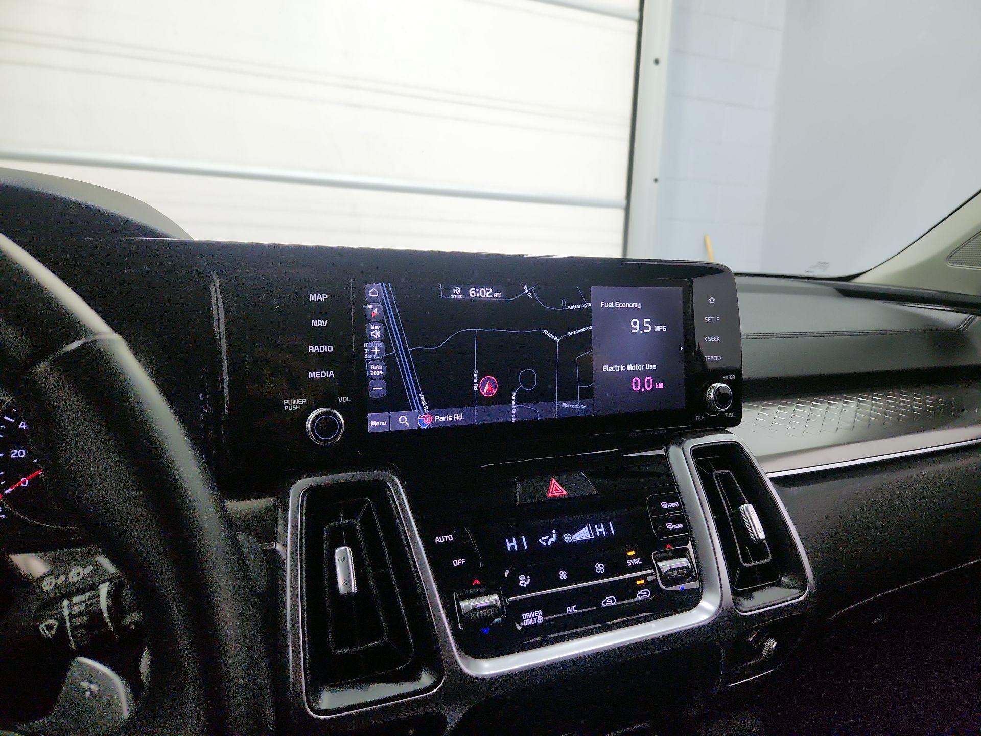 Thumbnail: 2022 Kia Sorento - 14