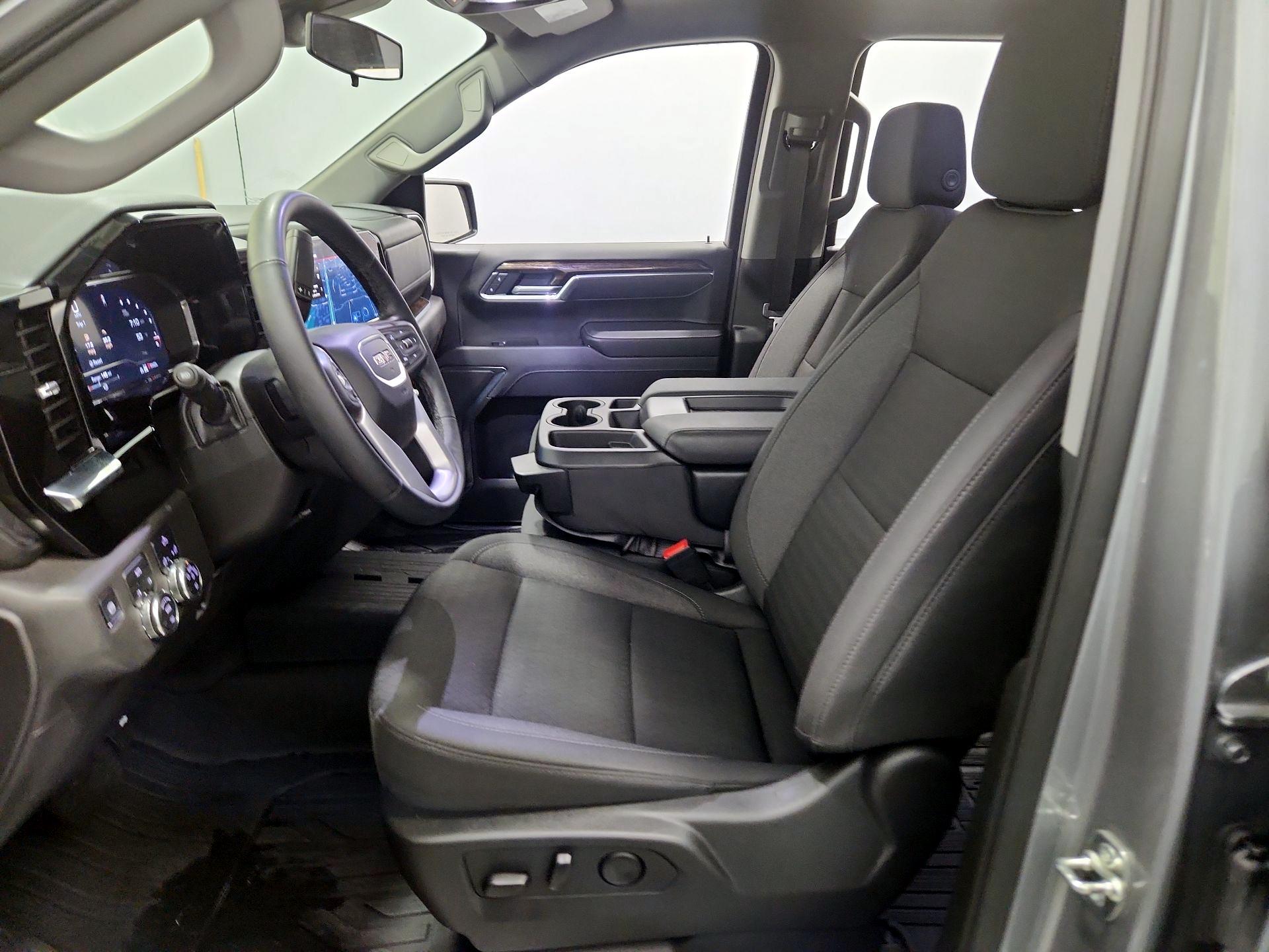 Thumbnail: 2025 GMC Sierra 1500 - 11