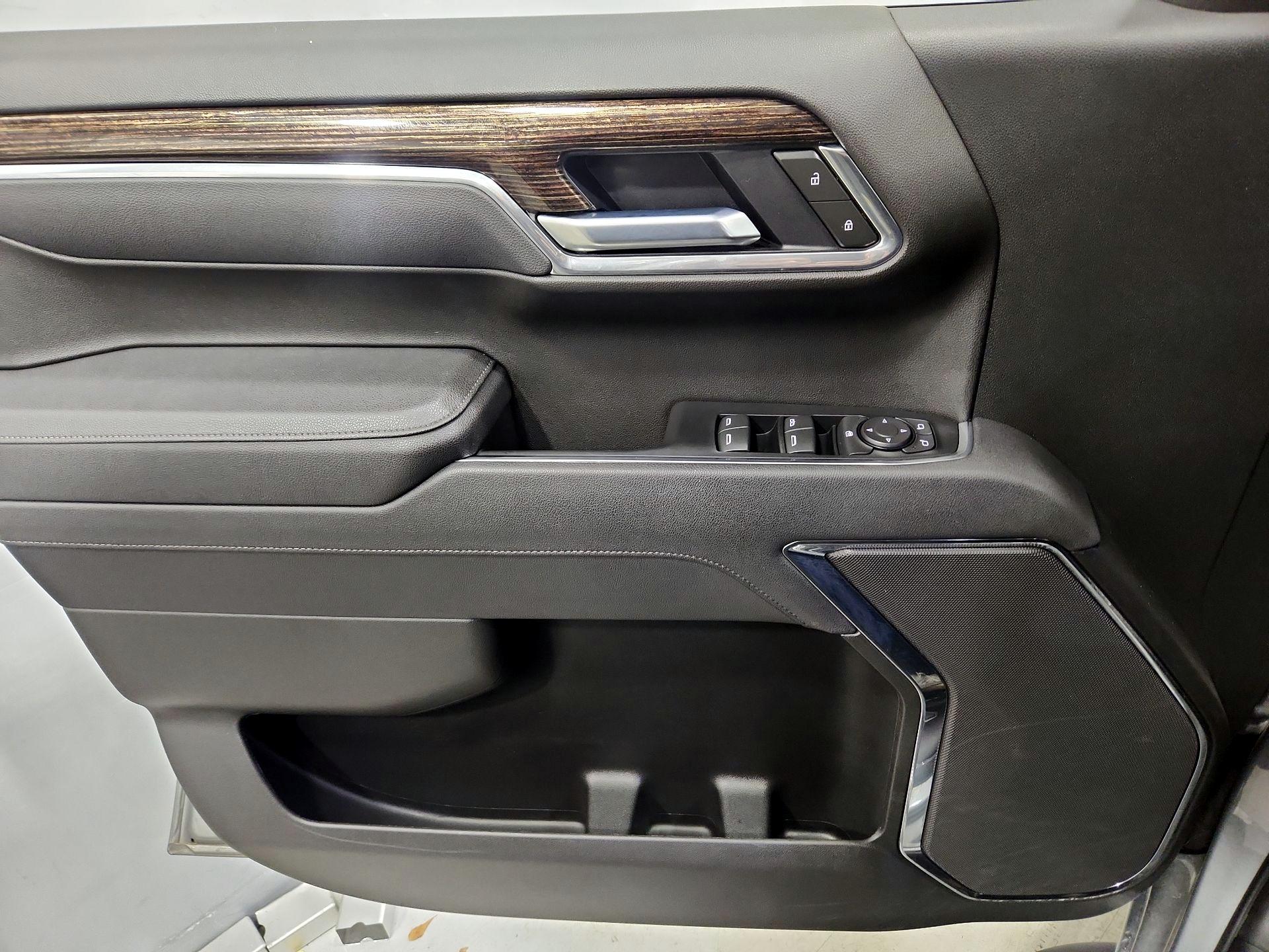 Thumbnail: 2025 GMC Sierra 1500 - 12