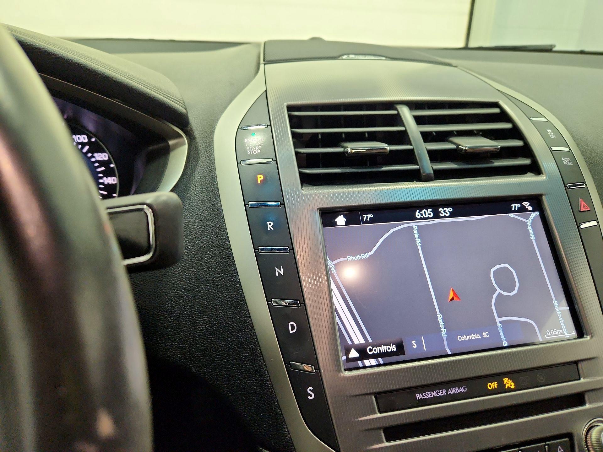 Thumbnail: 2017 Lincoln MKZ - 18