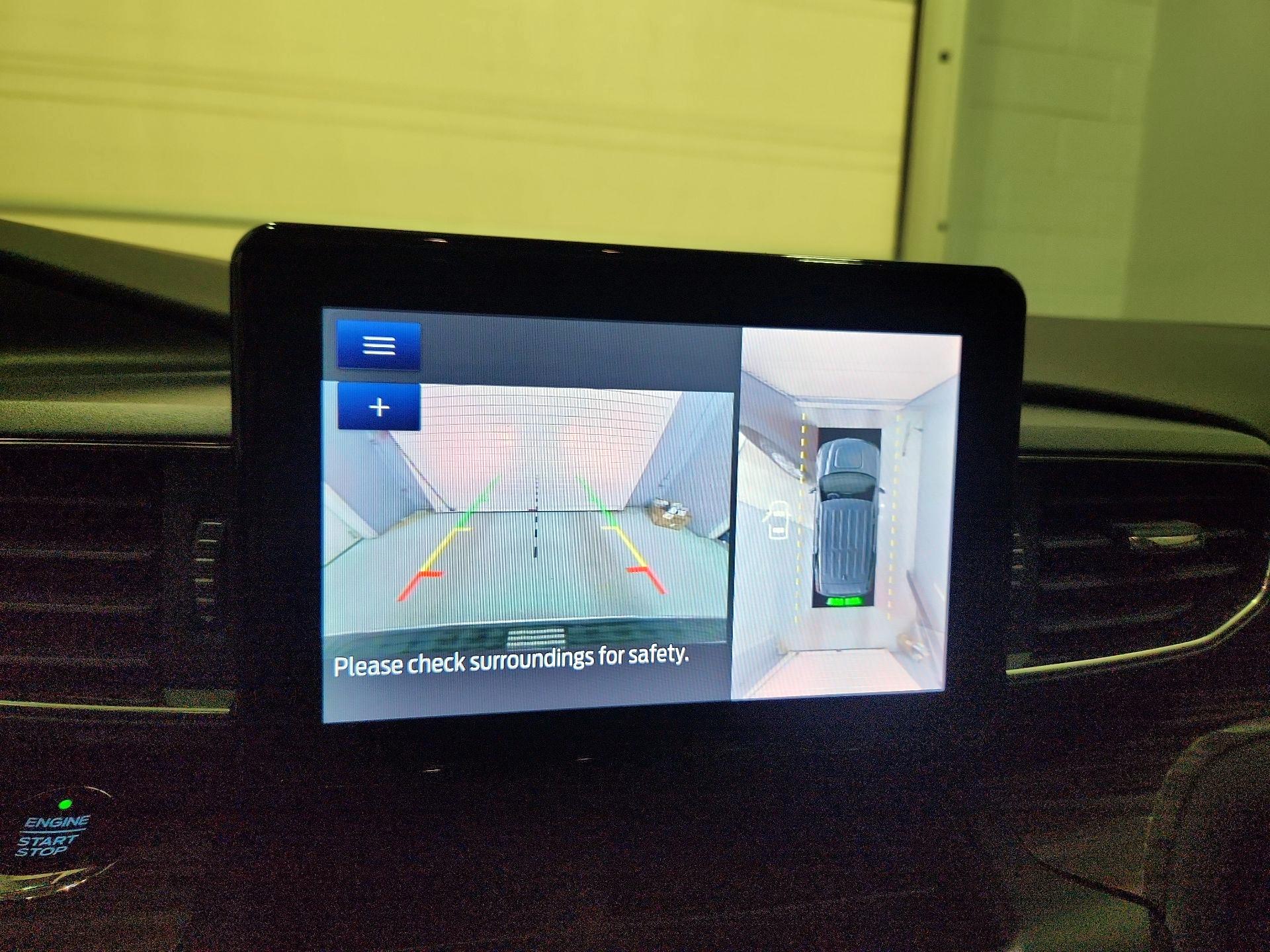 Thumbnail: 2020 Ford Explorer - 14