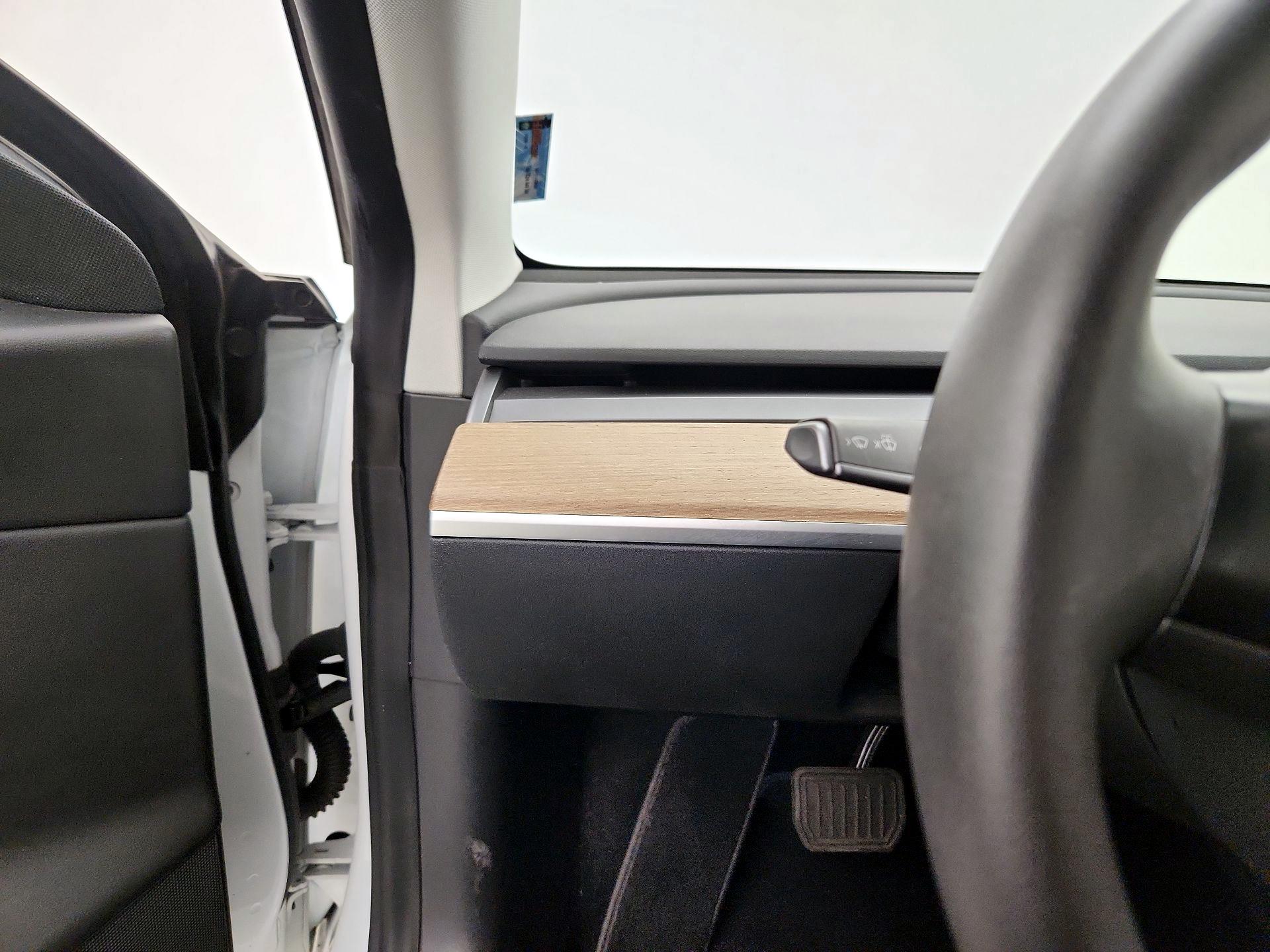 Thumbnail: 2021 Tesla Model 3 - 13