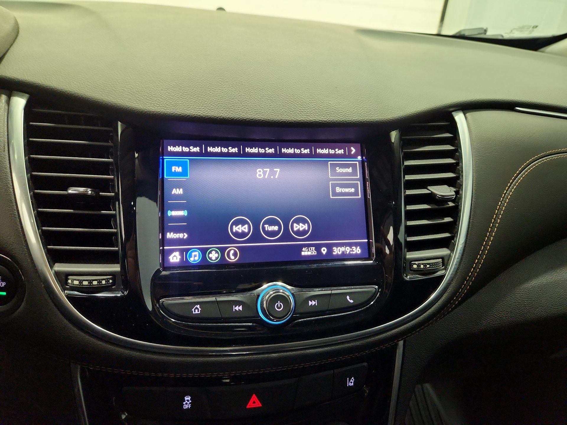 Thumbnail: 2020 Chevrolet Trax - 15