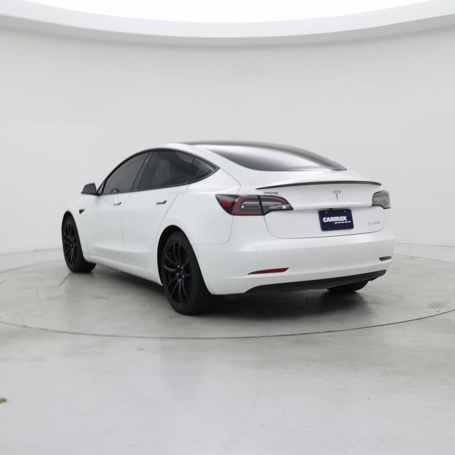 Thumbnail: 2022 Tesla Model 3 - 2