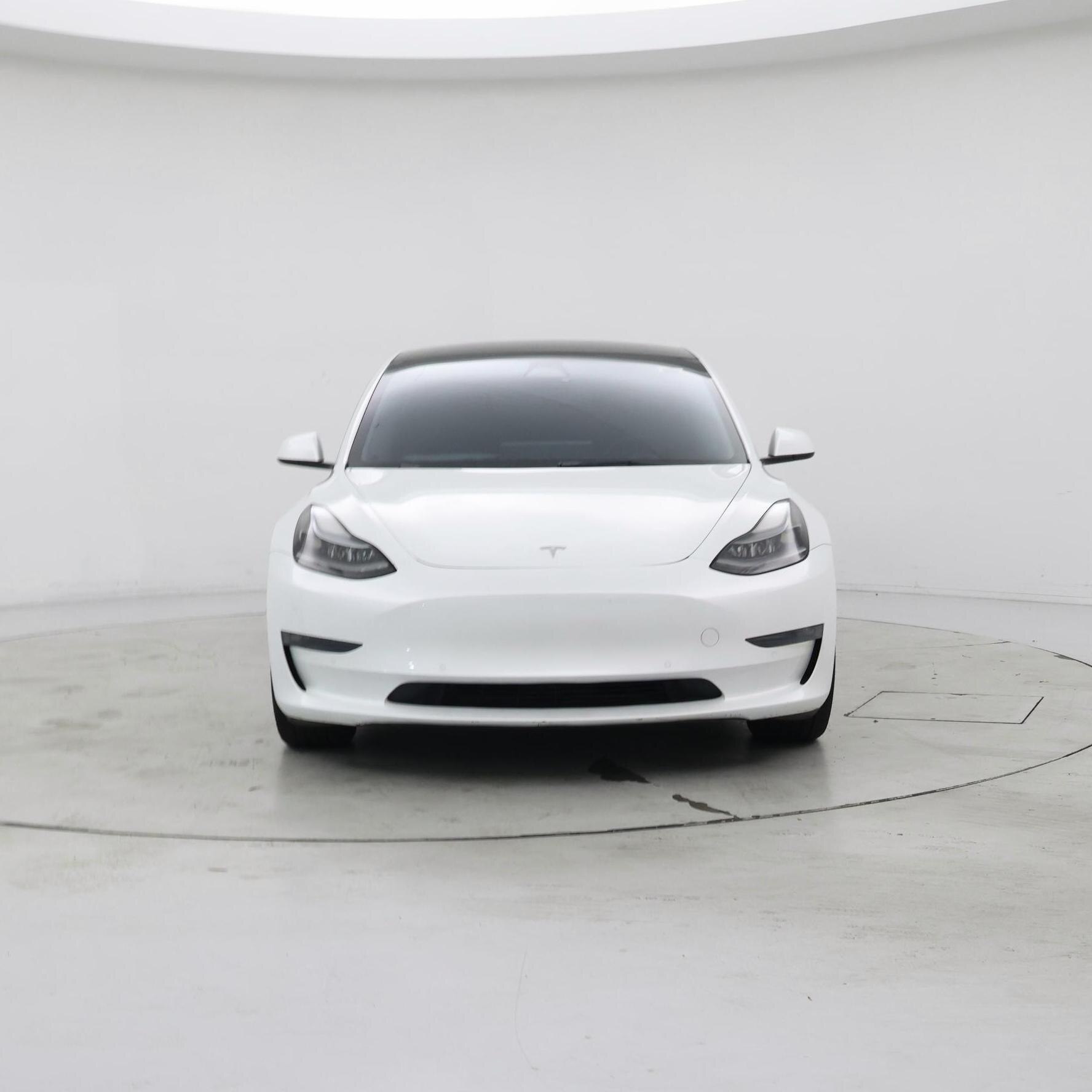 Thumbnail: 2022 Tesla Model 3 - 5