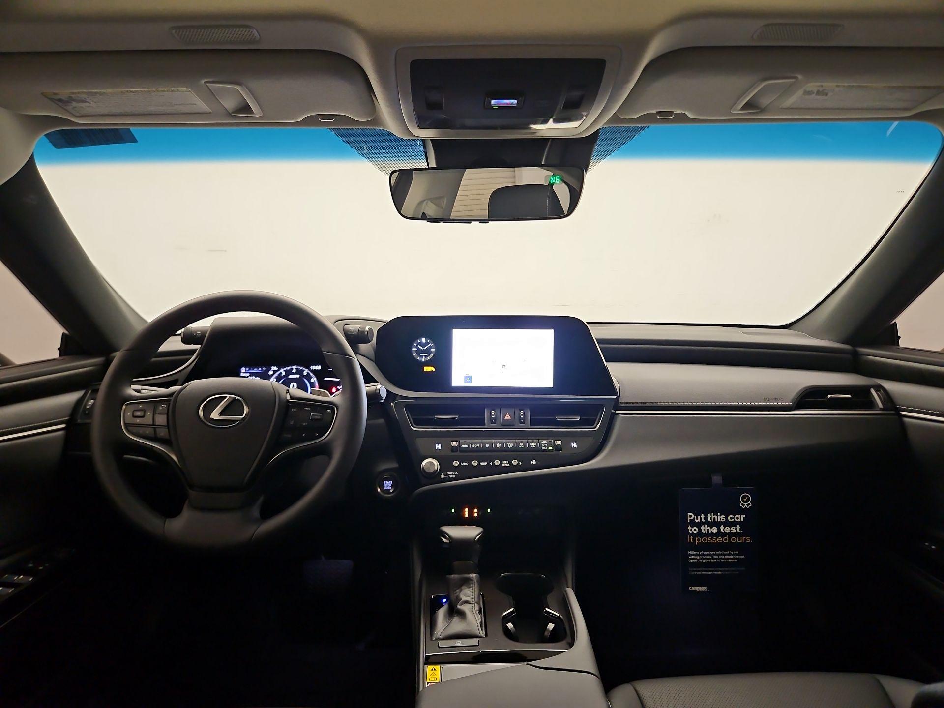 Thumbnail: 2025 Lexus ES - 9